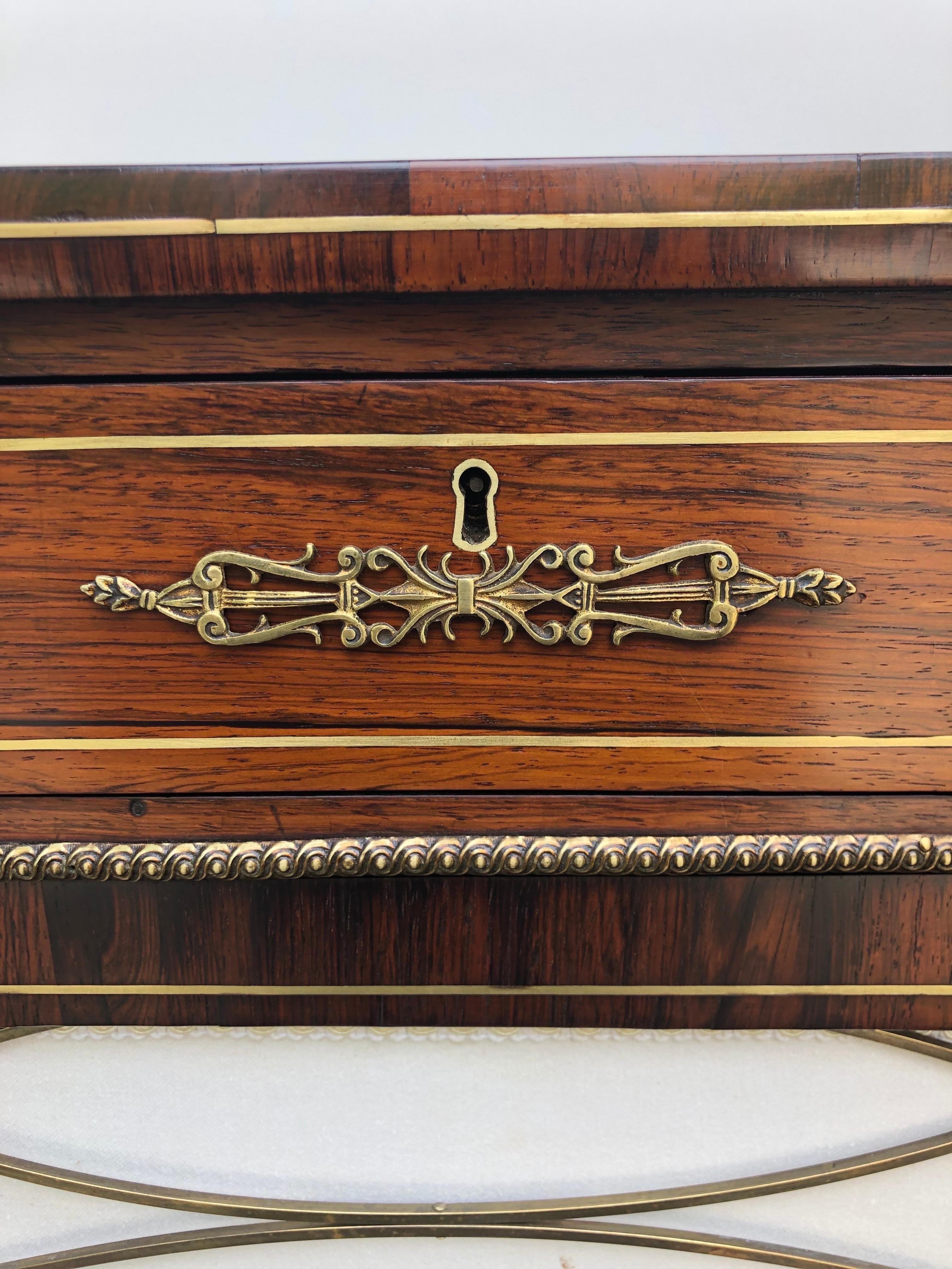 English Regency Rosewood Credenza / Side Cabinet, Early 19th Century 8