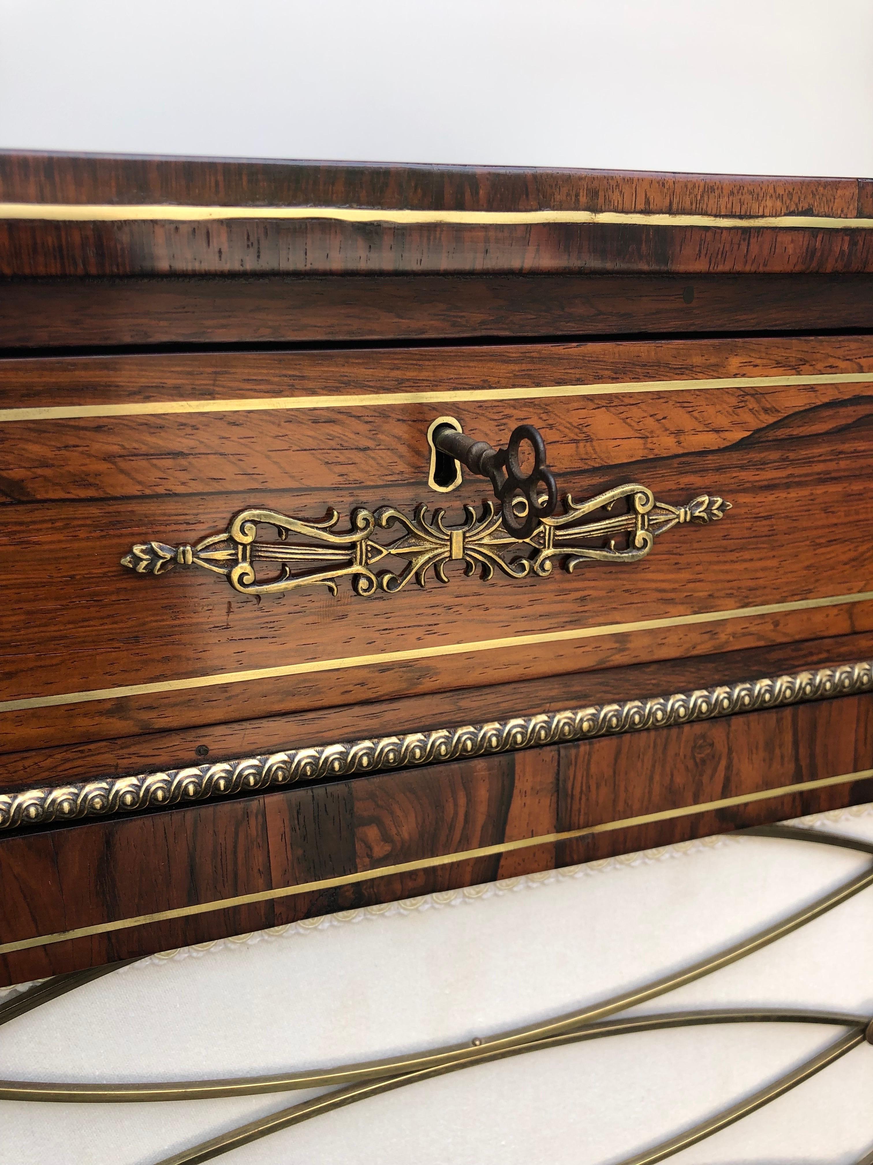 English Regency Rosewood Credenza / Side Cabinet, Early 19th Century 9