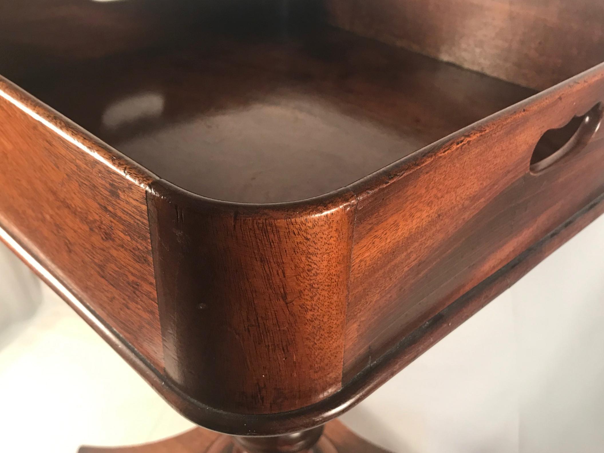English Regency Rosewood Rolling Butler Tray Top Side Table Wine Serving Stand In Good Condition In Vero Beach, FL