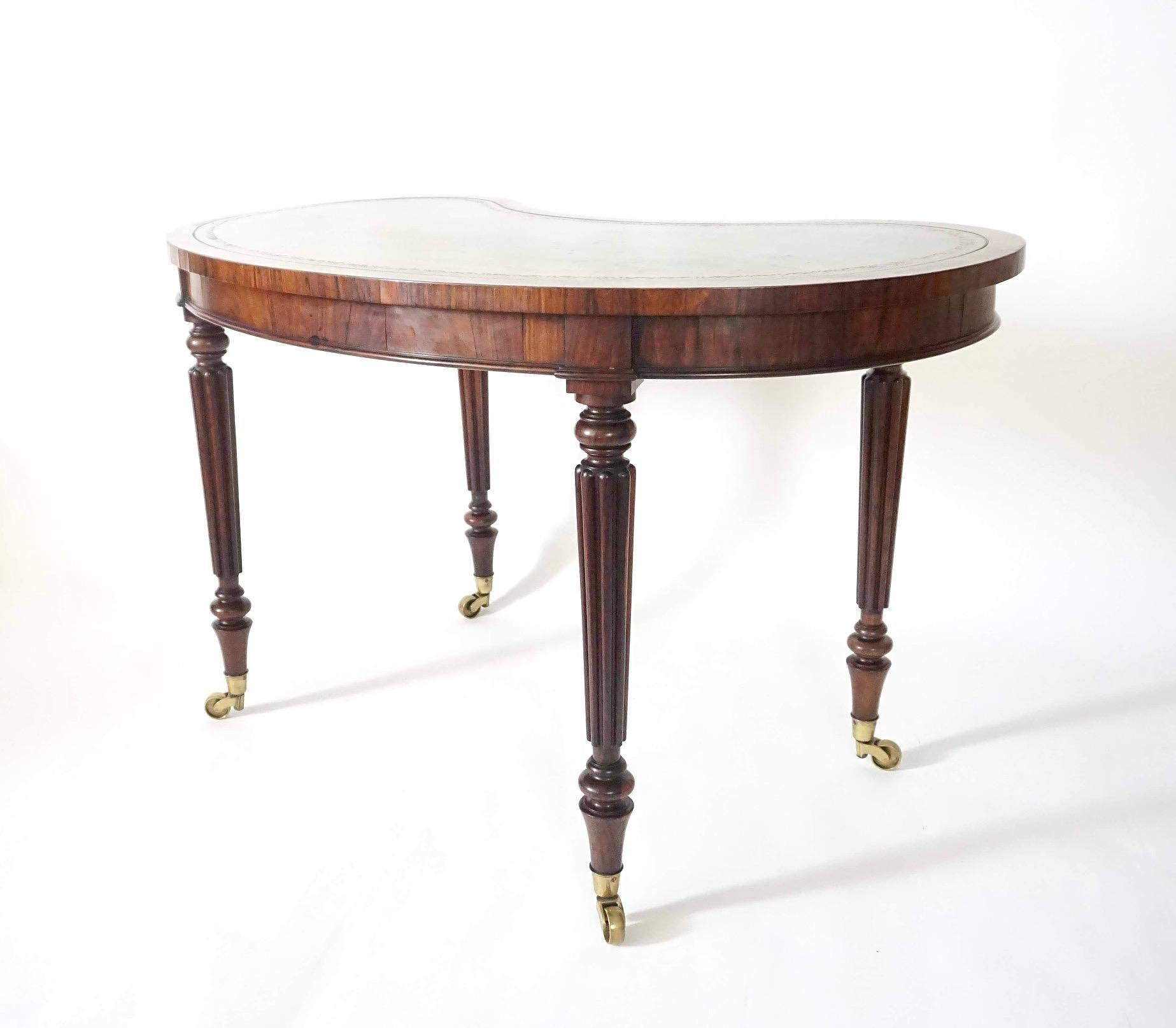 English Regency Rosewood Writing Table of Kidney Form by Gillows, circa 1815 1