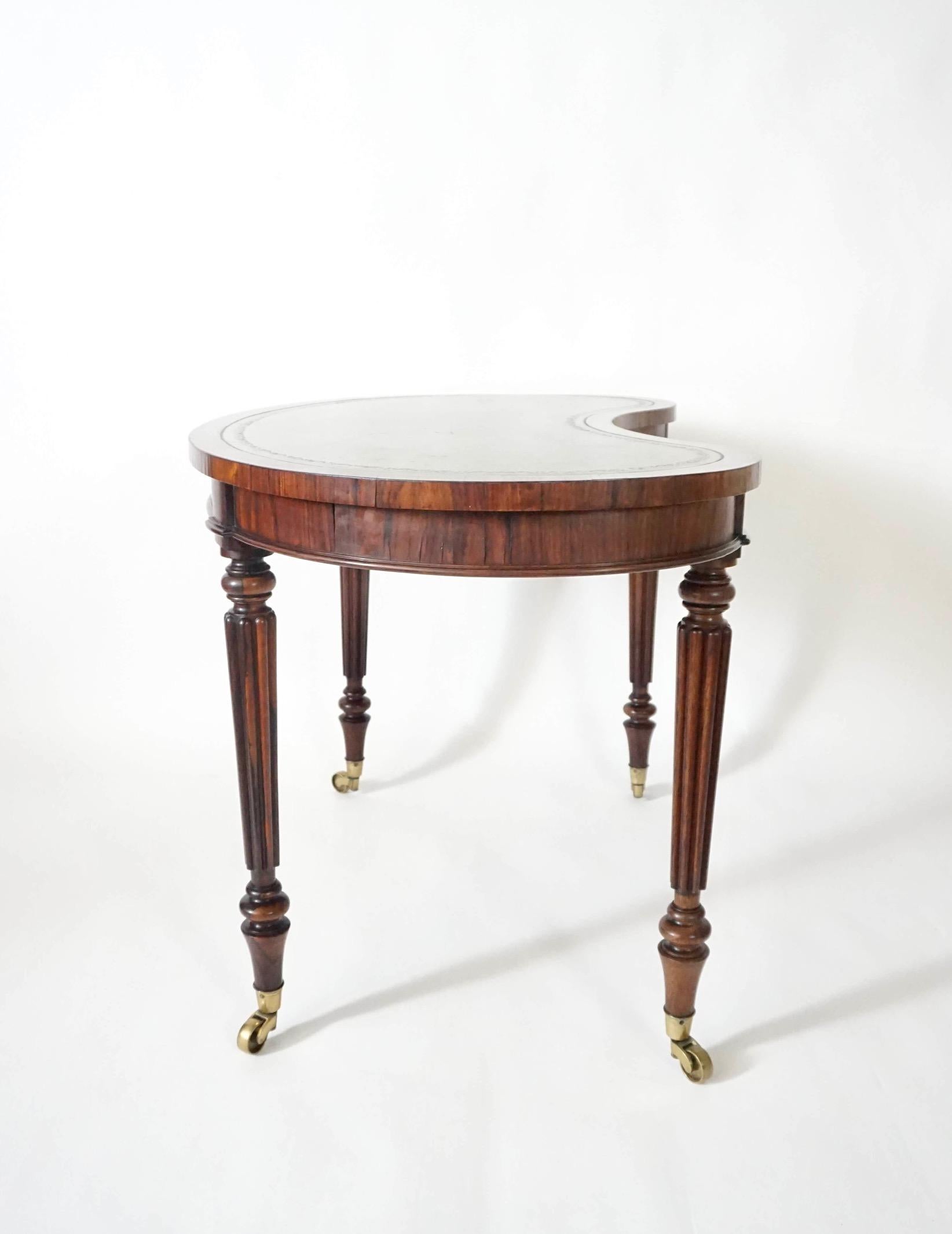 English Regency Rosewood Writing Table of Kidney Form by Gillows, circa 1815 2