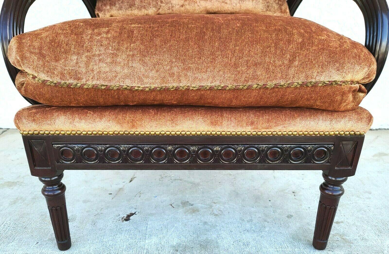 Englischer Regency-Sessel mit Schnörkeln von Classics Furniture of North Carolina (amerikanisch) im Angebot