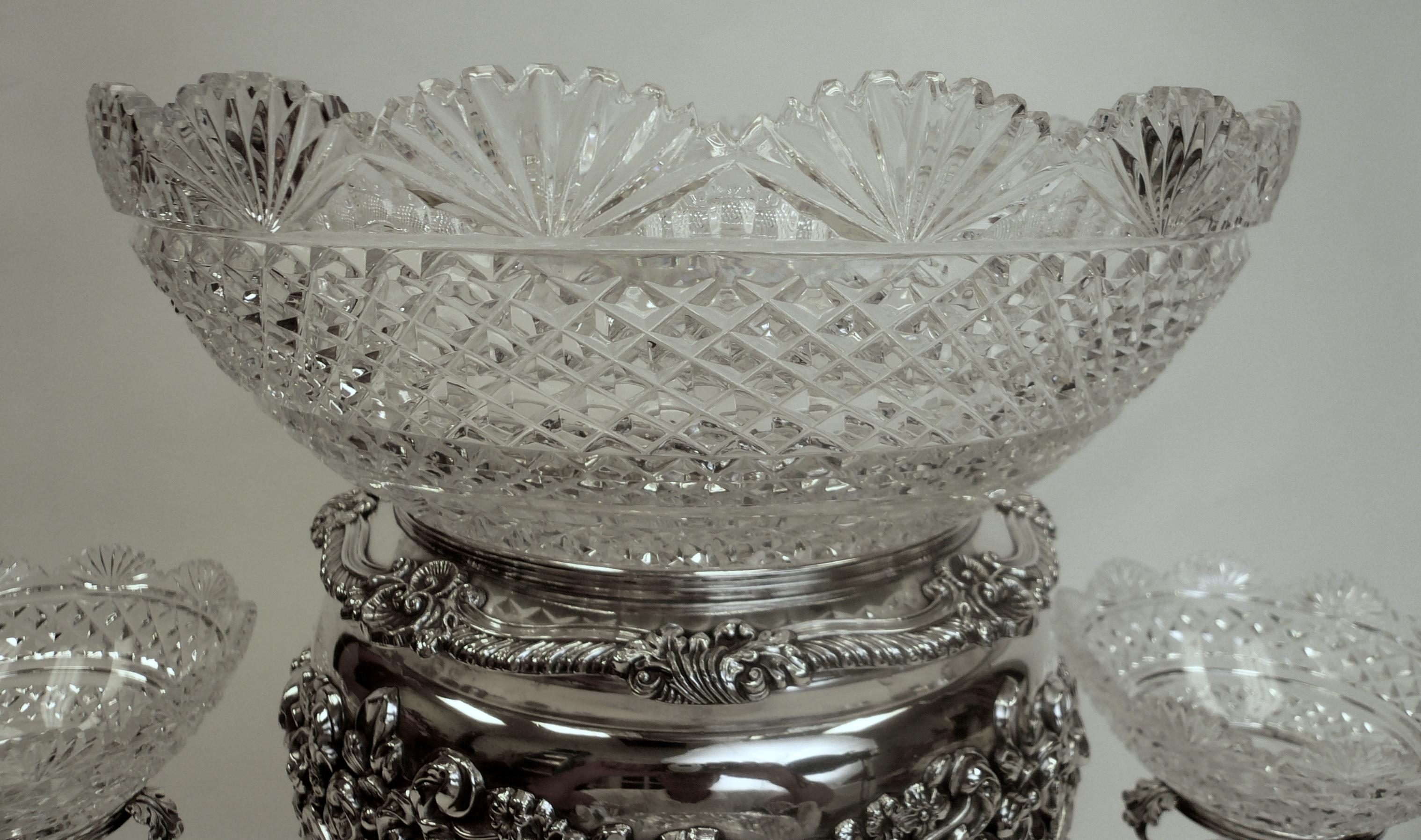 English Regency Silver & Cut Crystal Epergne or Centerpiece In Good Condition In Pittsburgh, PA