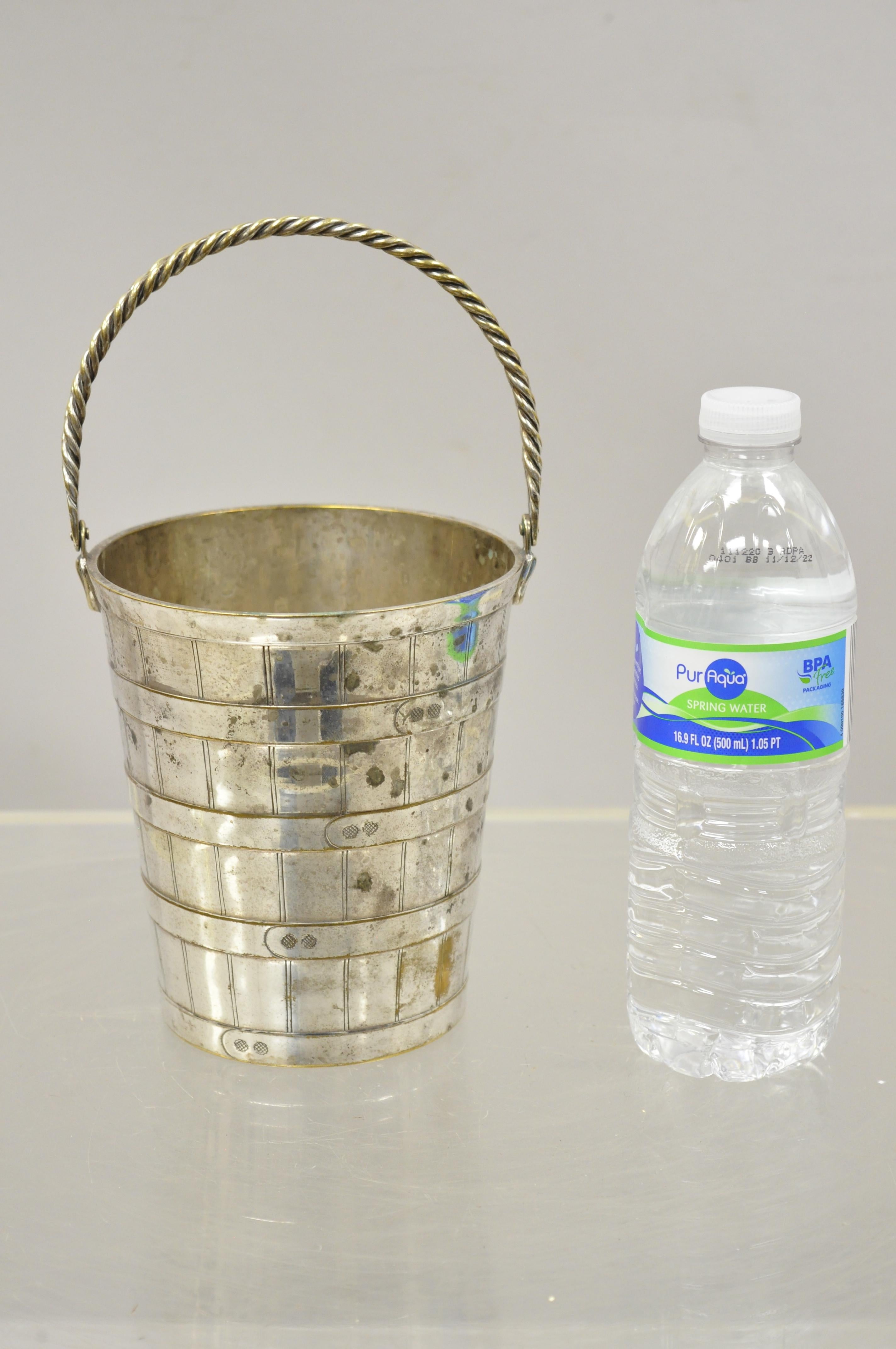 Antique English Regency silver plate woven basketware small ice bucket chiller. Item features nice small size, woven handle, bucket and basketweave form, lift out filter, unmarked, very nice antique item, great style and form, circa early to