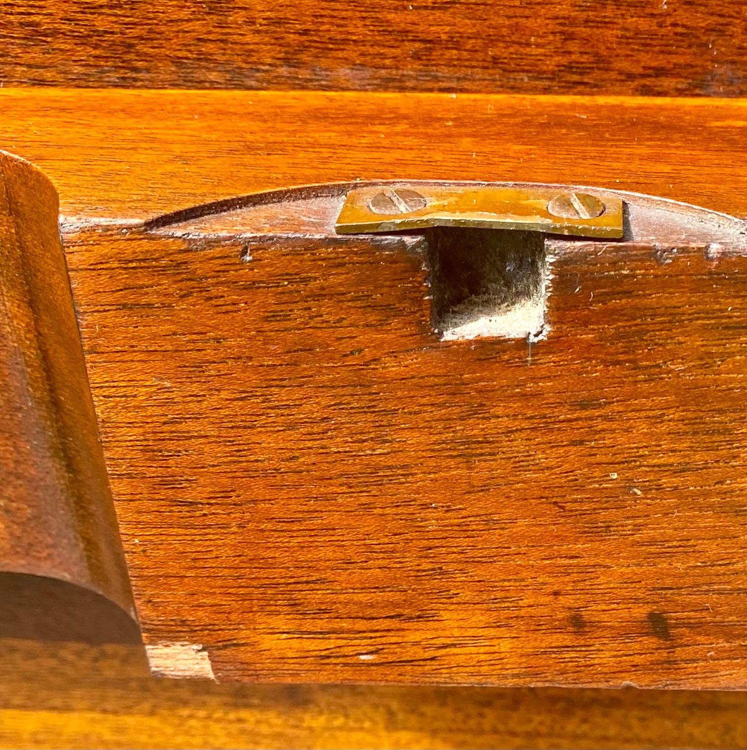 English Regency Style Carved Mahogany Flip Over Serving Table For Sale 8