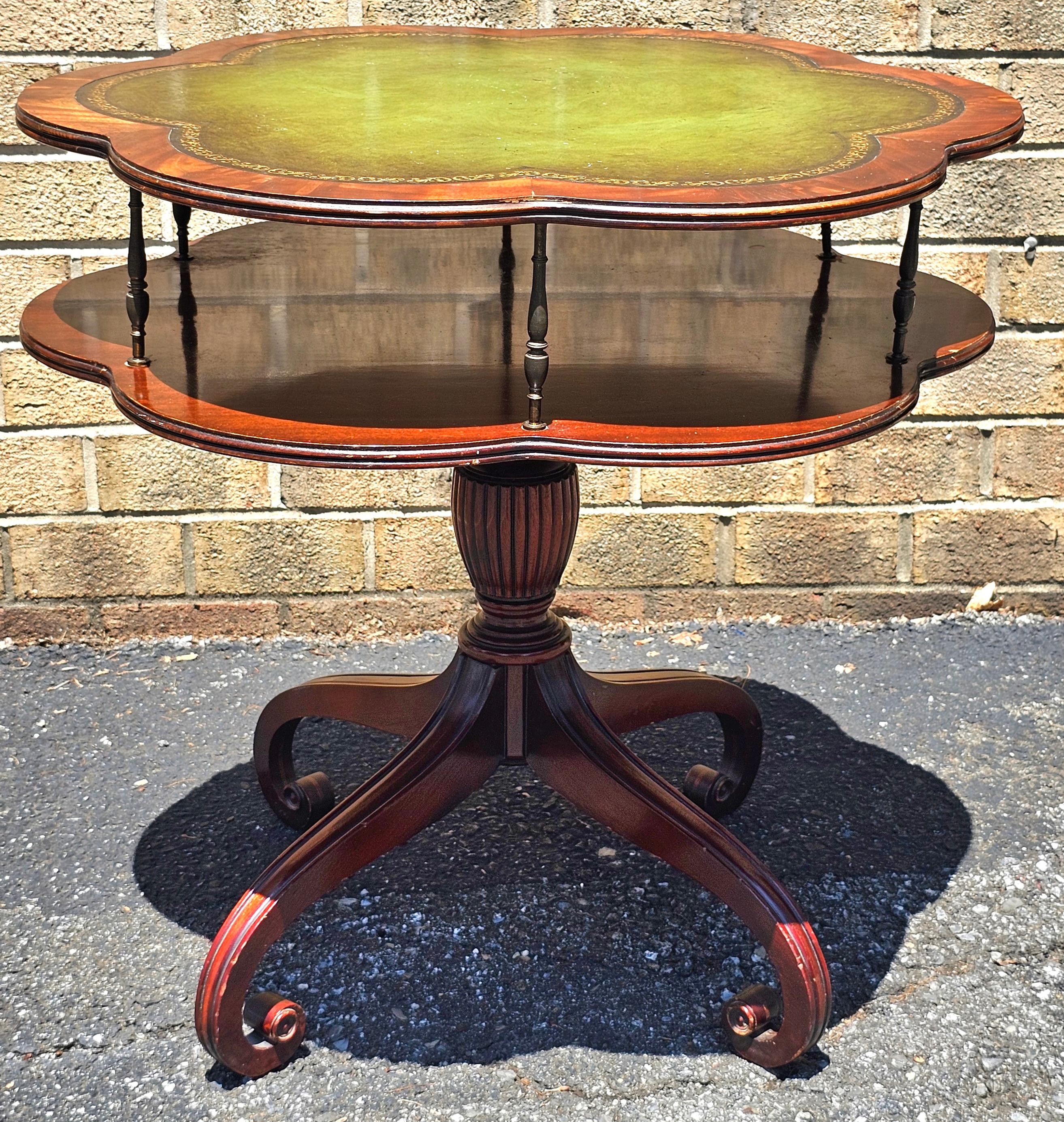 English Regency Style Mahogany and Tooled Leather Inset Top Two Tier Table For Sale 1