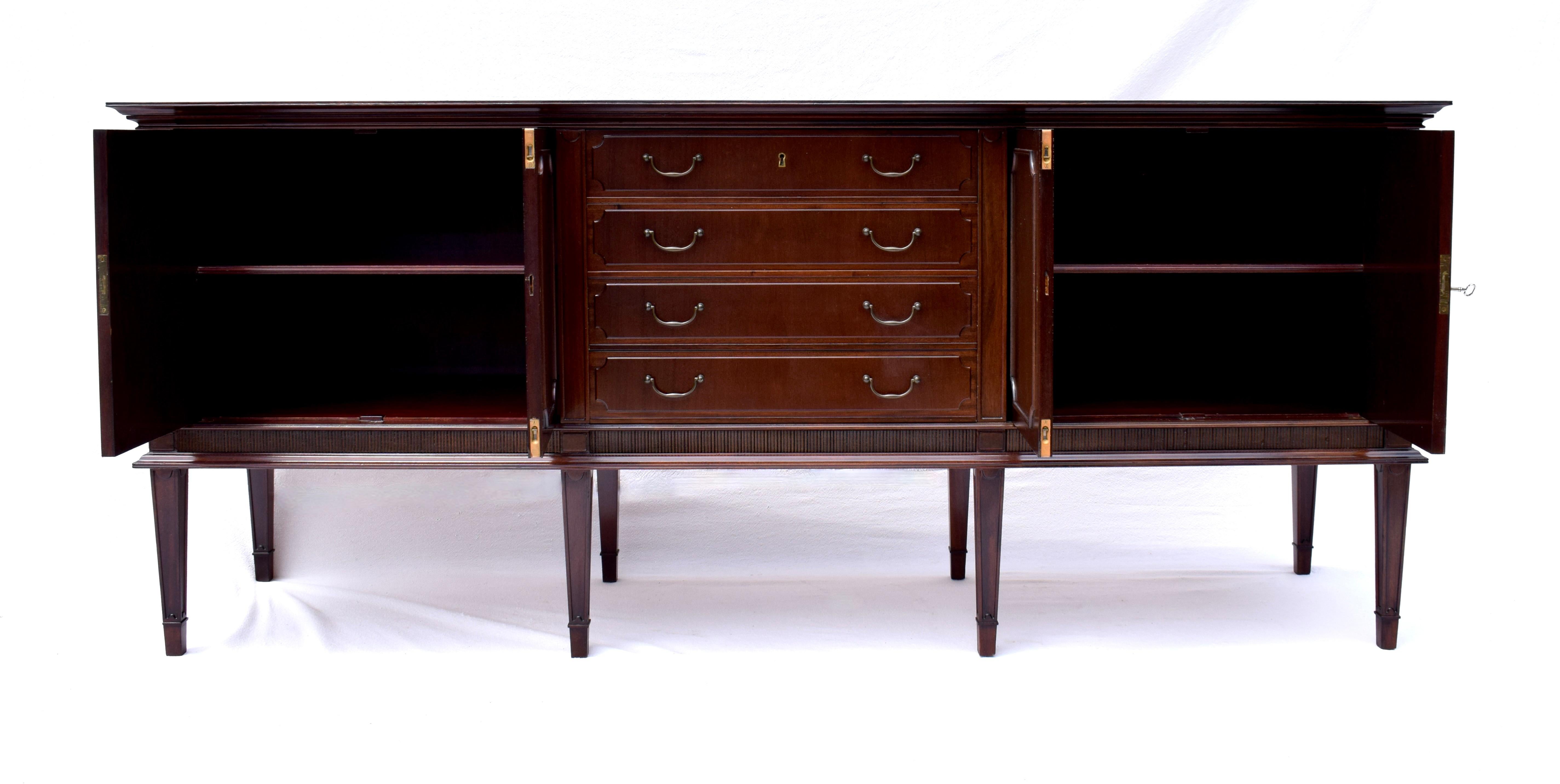 Englisches Mahagoni-Sideboard im Regency-Stil (Italienisch)
