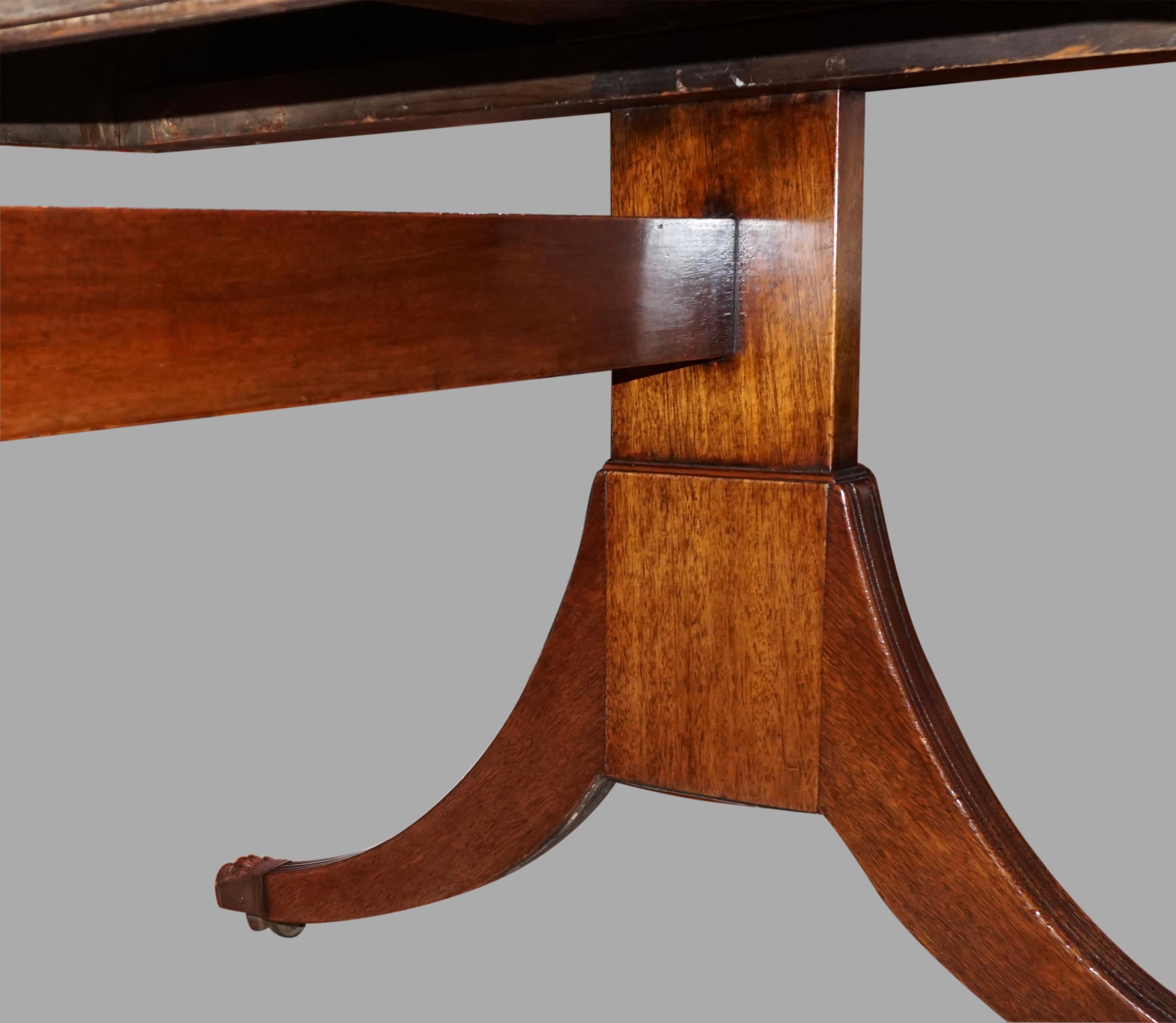 English Regency Style Mahogany Writing Table with Gilt-Tooled Leather Top For Sale 7