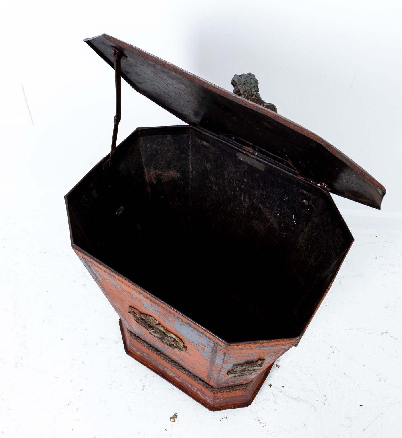 19th Century English Regency Style Painted Tole Coal Hod For Sale