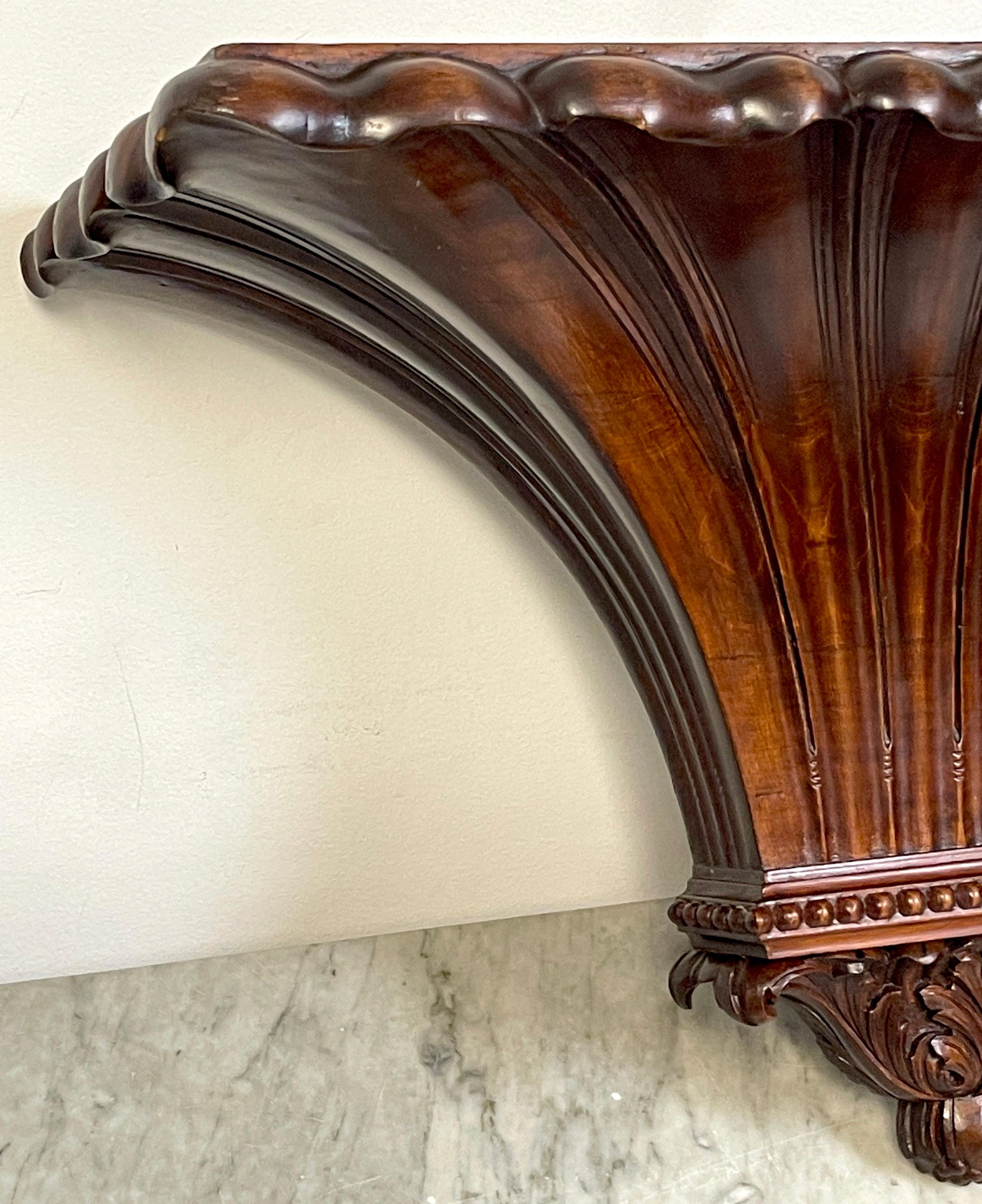 English Regency Style Plum Pudding Hardwood Wall Bracket/ Shelf In Good Condition For Sale In West Palm Beach, FL