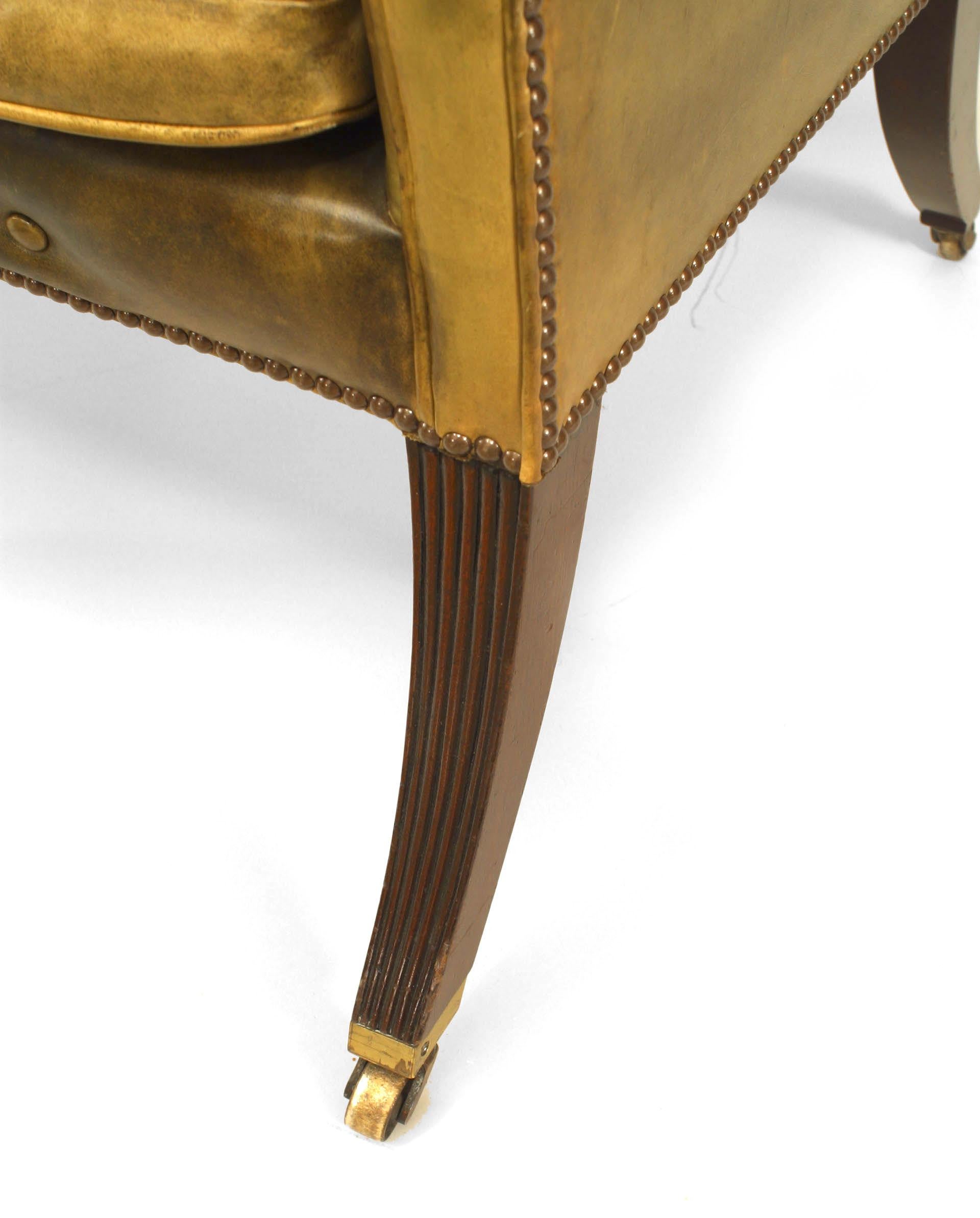 English Regency Style Sleigh Back Club Chair (Leder)