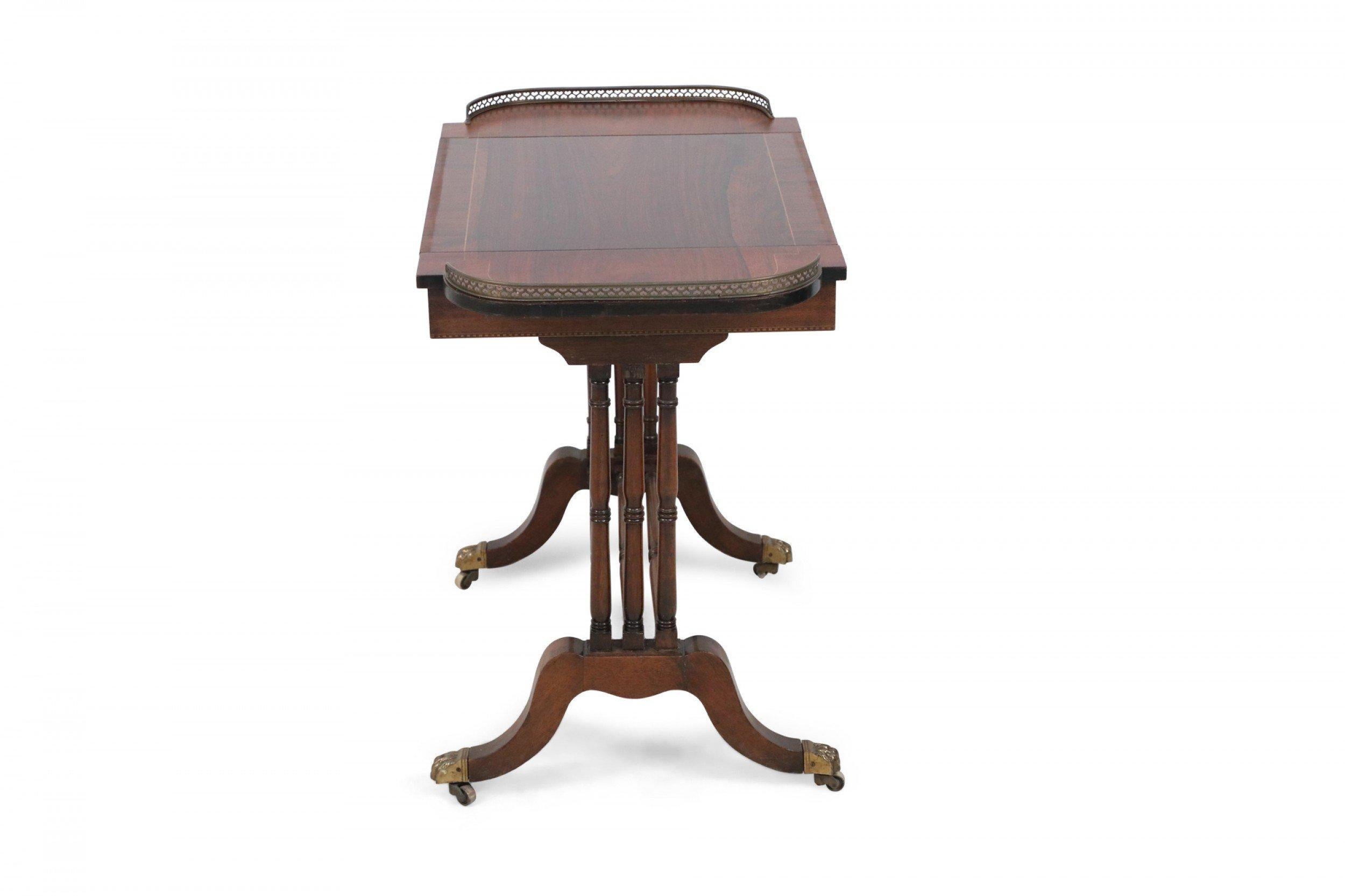 Englischer Holz-Spieltisch im Regency-Stil im Angebot 1