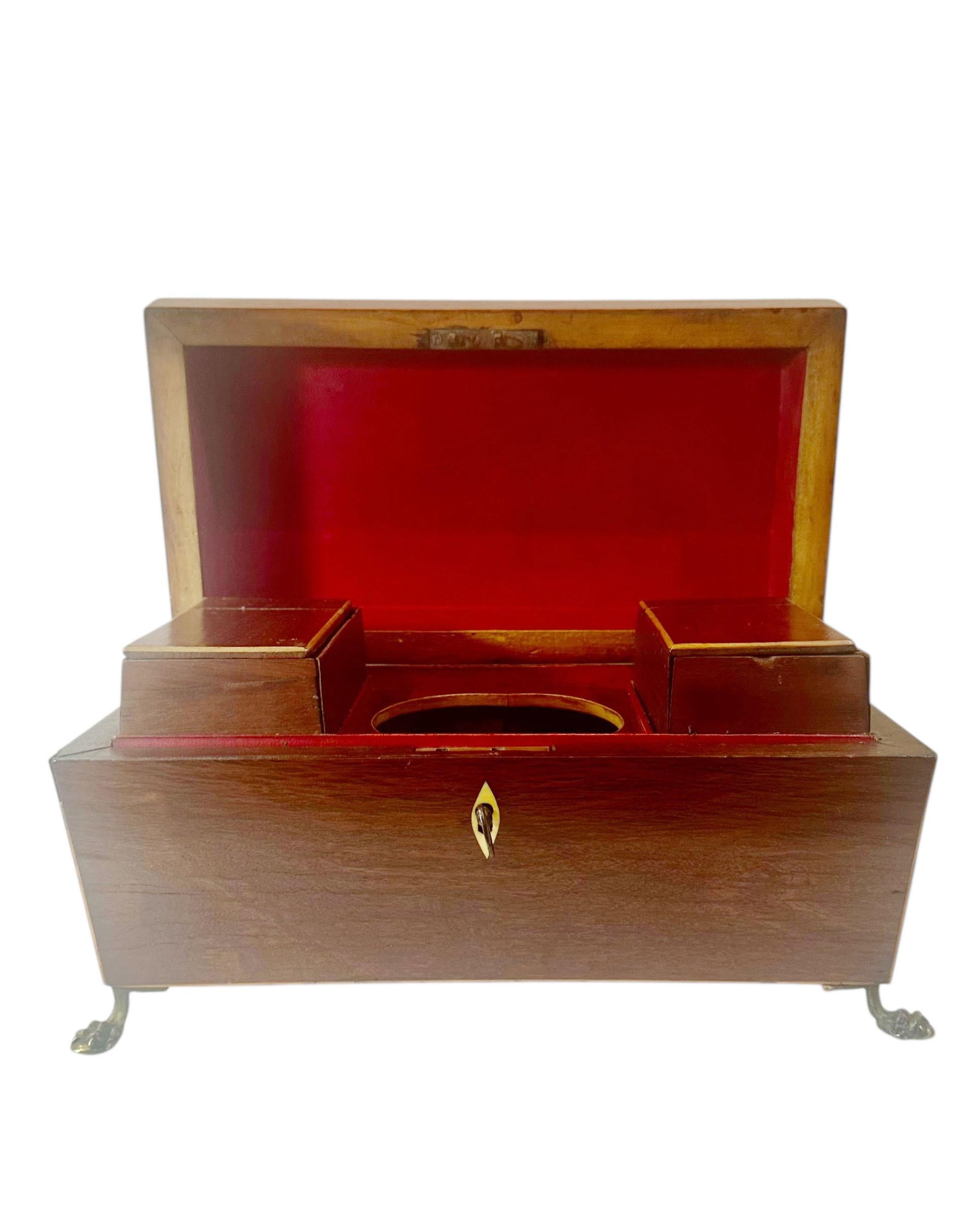 English Regency Tea Caddy with Original Key For Sale 1