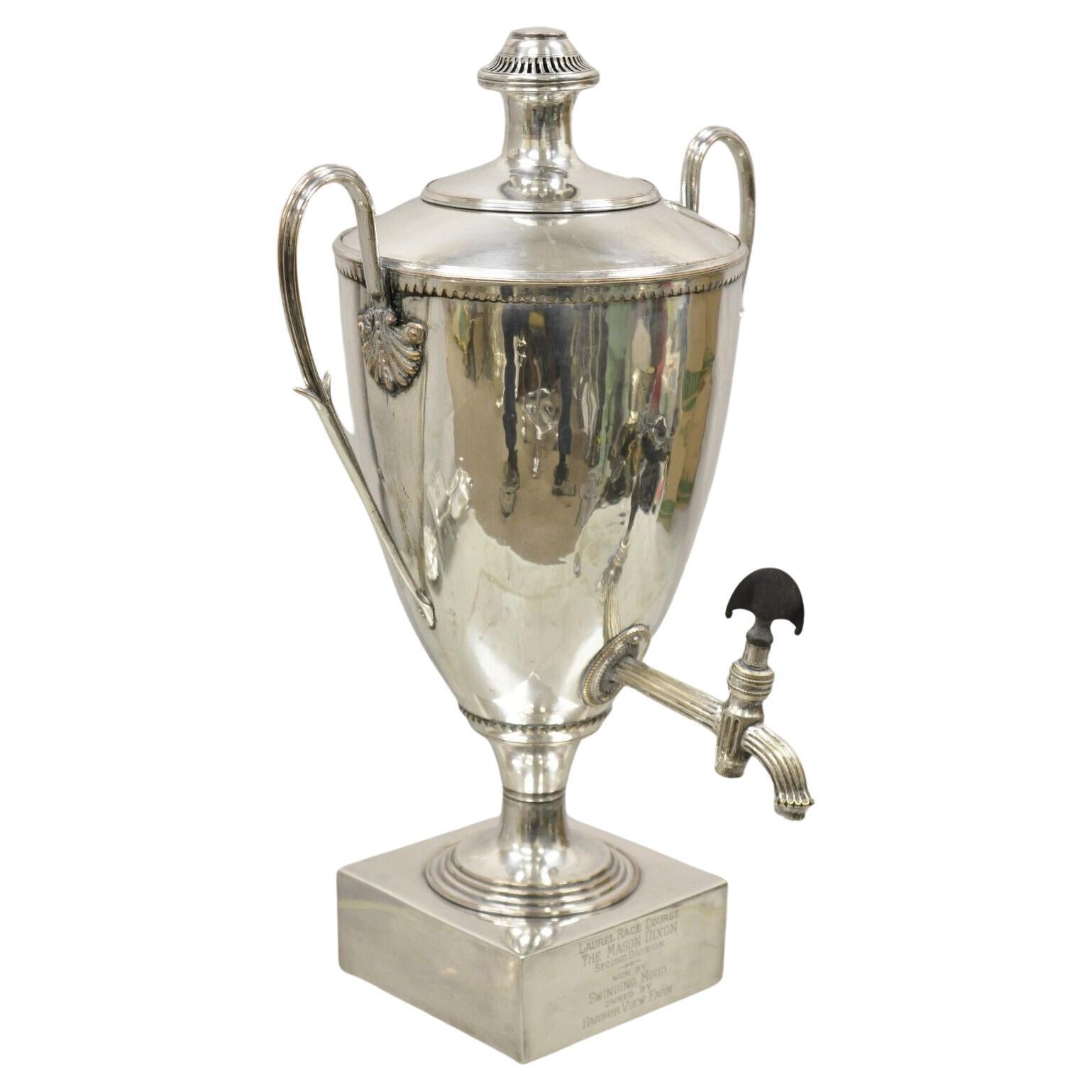 Englischer Regency-Trophäenbecher versilberter Lorbeer course Pferdrennen-Preis Samovar