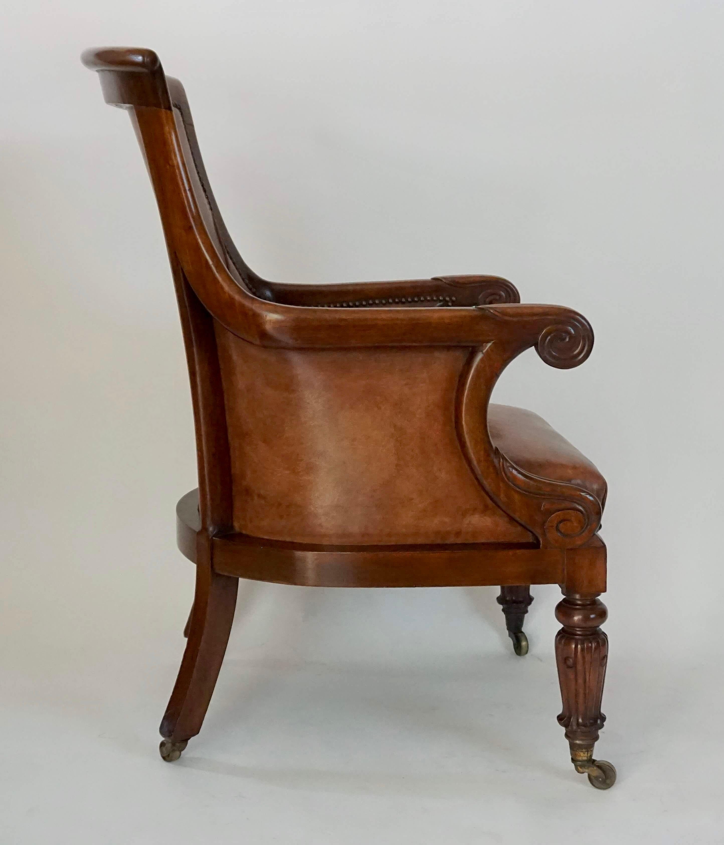 English Regency William IV Mahogany and Leather Bergère Armchair, circa 1835 1
