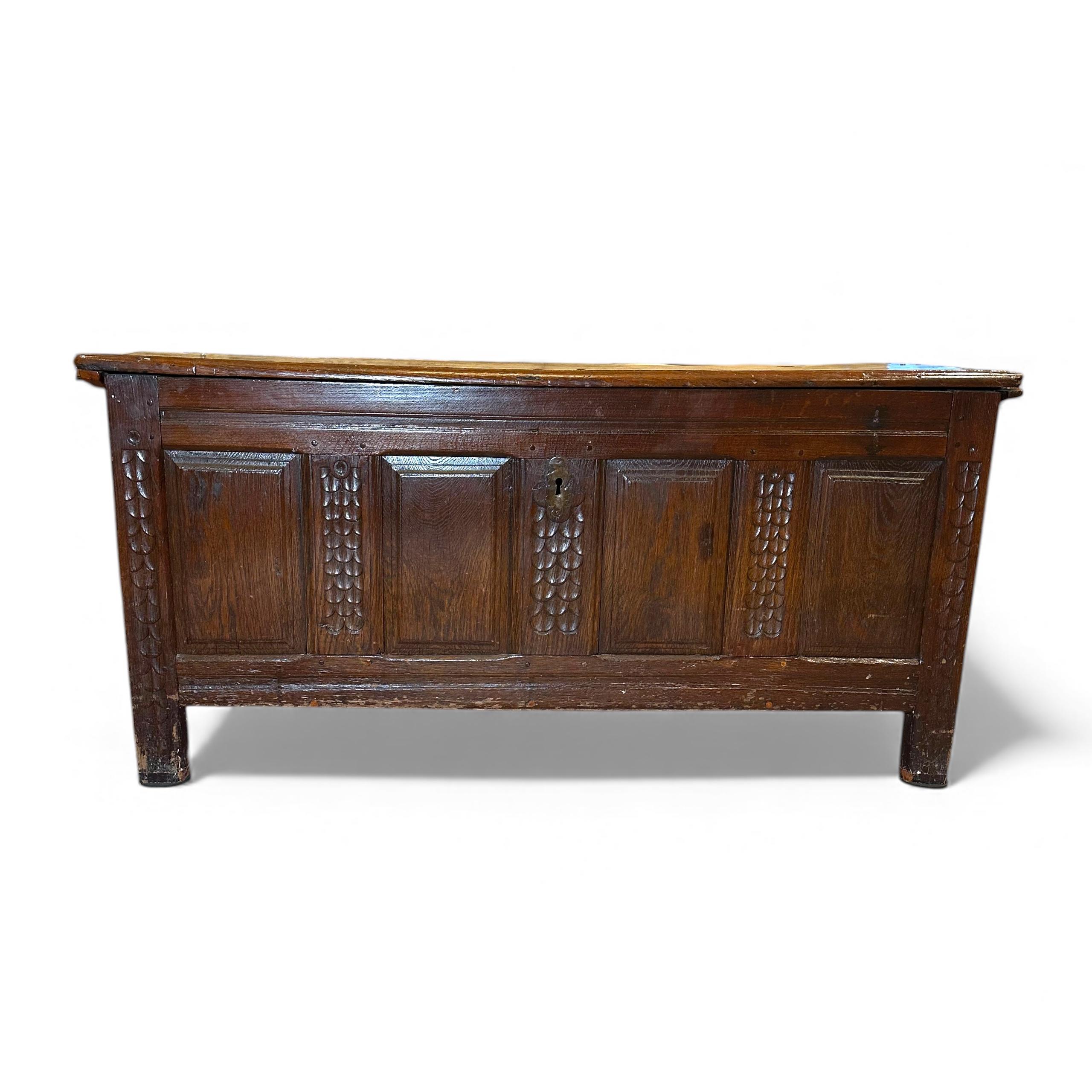 English Renaissance 17. Jahrhundert Massiv Eiche Truhe Trunk (Englisch) im Angebot