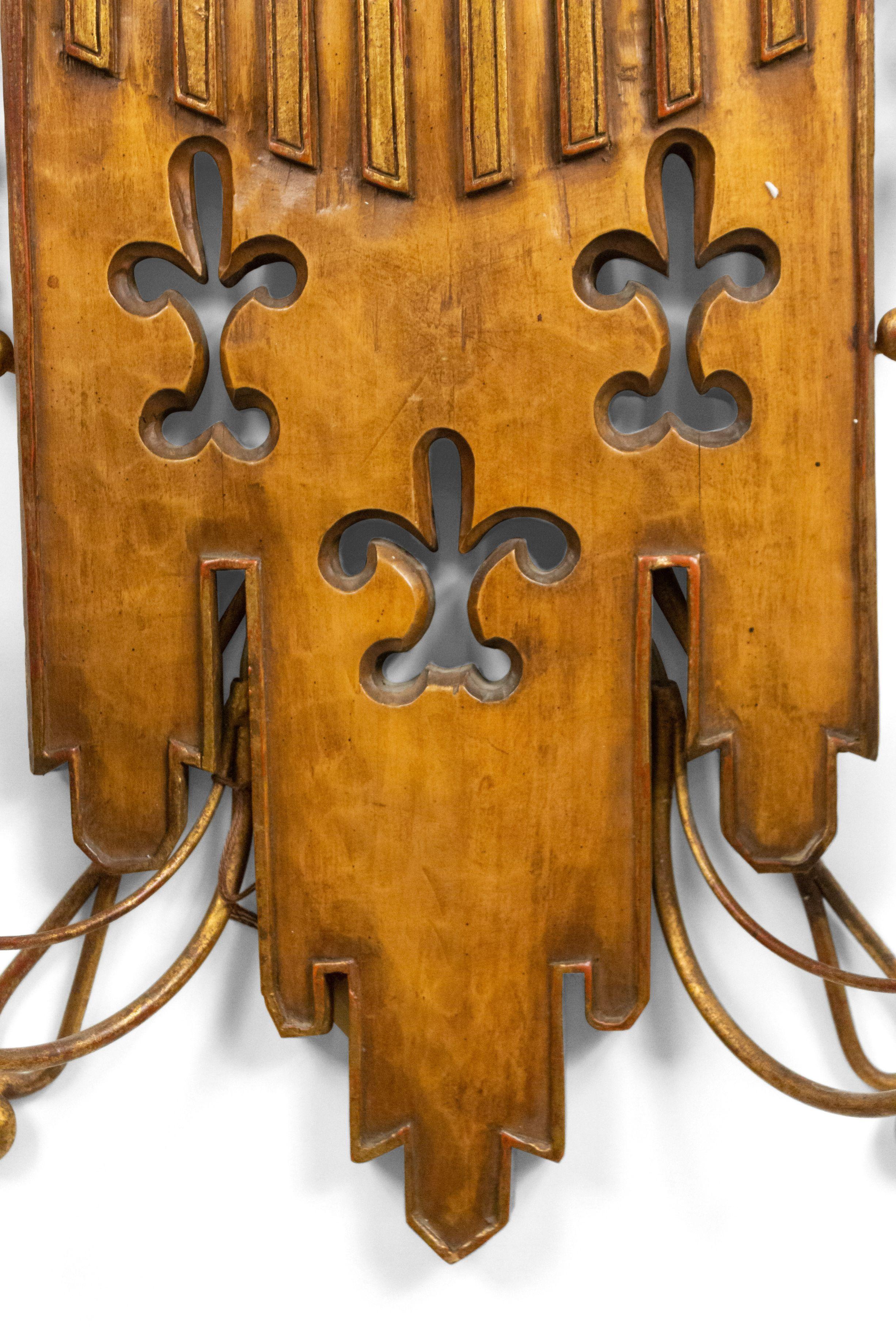 English Renaissance Gilt Metal and Fruitwood Wall Sconces In Good Condition For Sale In New York, NY