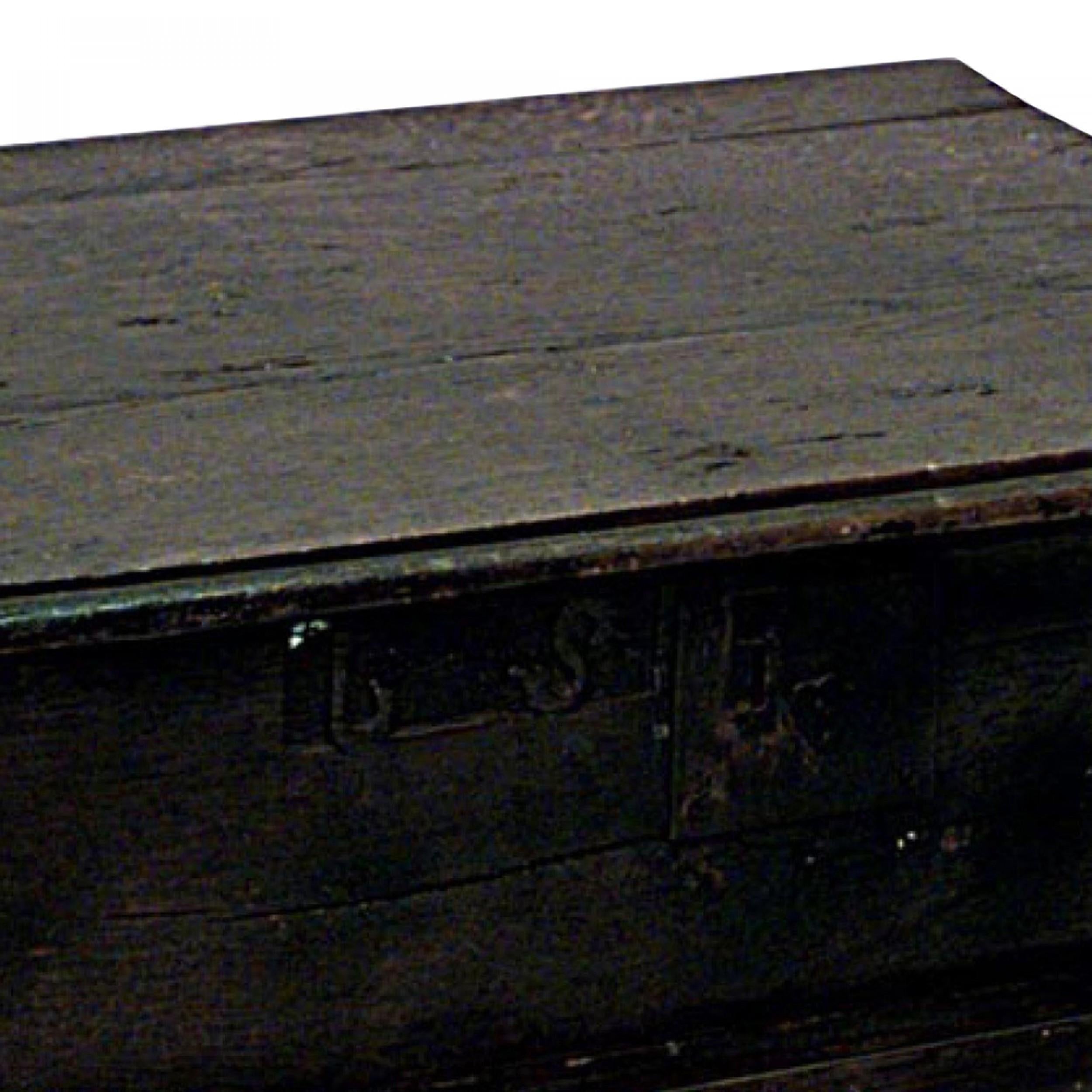 Caja bíblica renacentista inglesa de roble Británico en venta