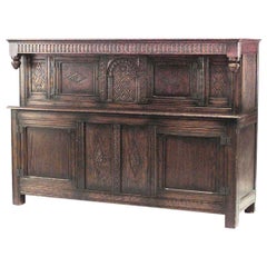 Credenza rinascimentale inglese in Oak