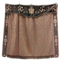 Englischer Renaissance-Stil Grüner Samt Gold Damast Banner Englischer Renaissance-Stil Grüner Samt Gold Damast Banner