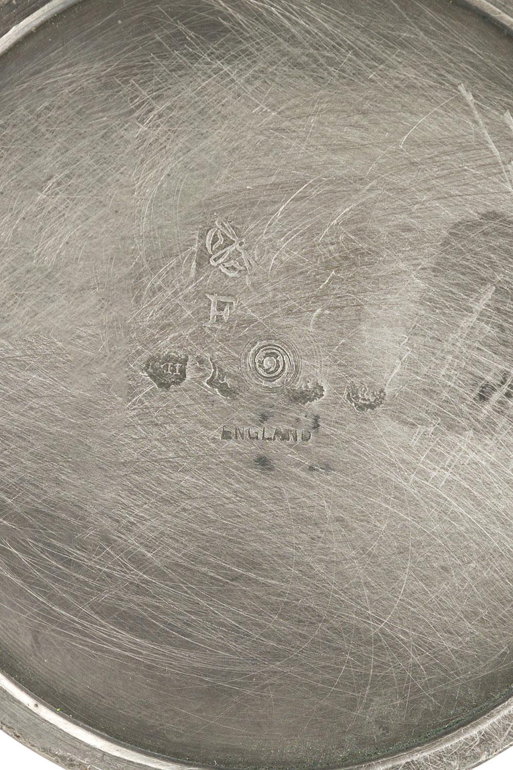 English Renaissance Style Pewter Tankards For Sale 3