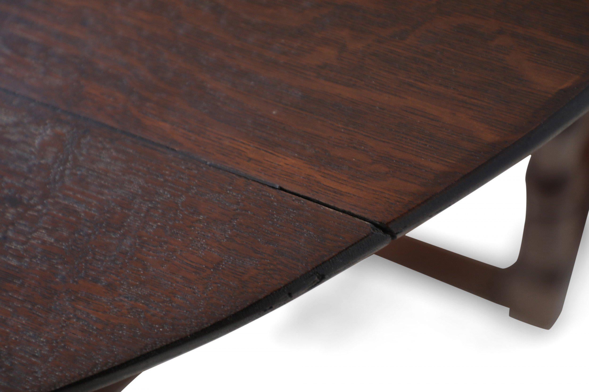English Renaissance-Style Walnut Drop Leaf Center Table For Sale 8