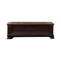 Malle de la Renaissance anglaise en noyer