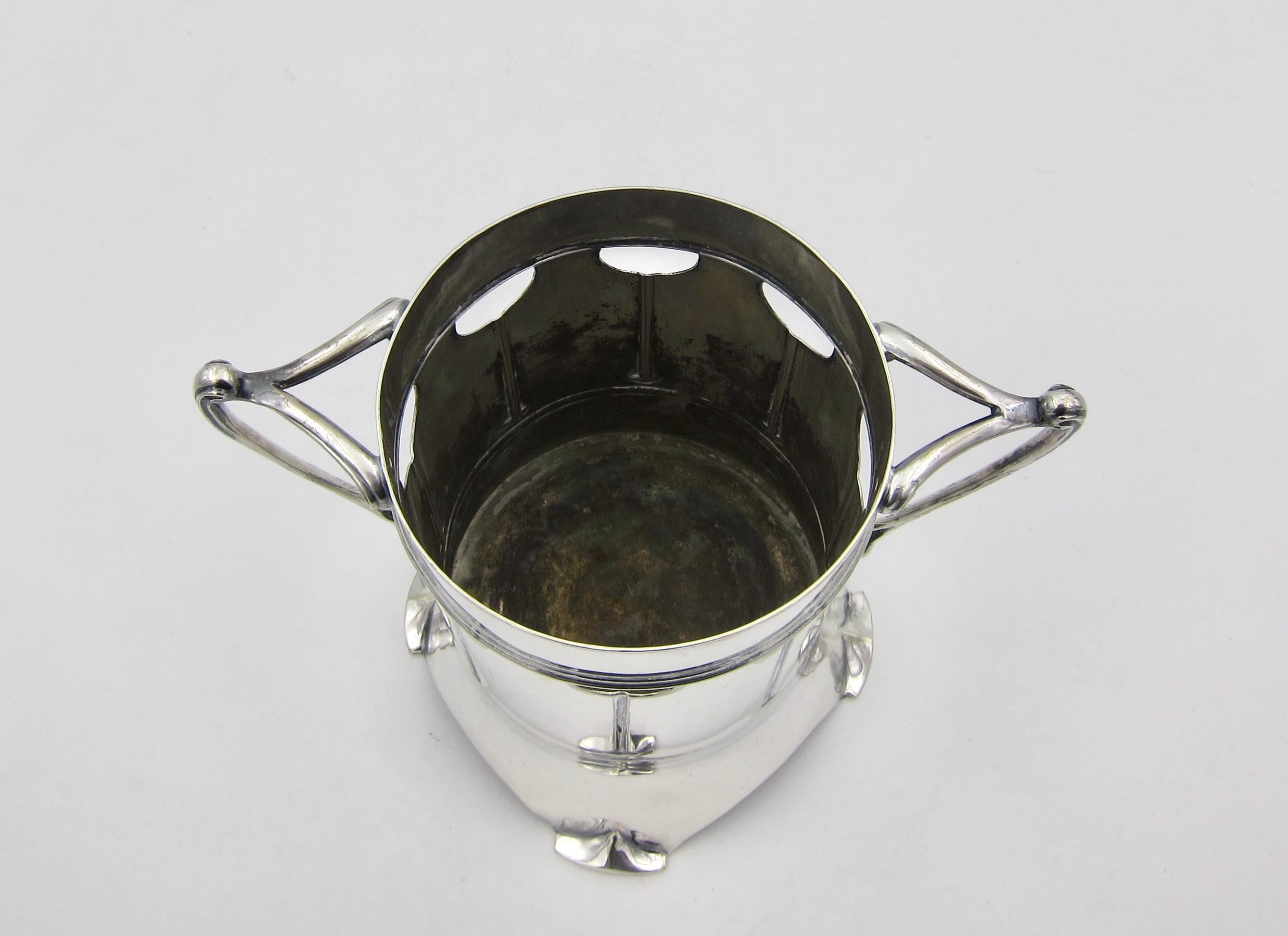 English Art Nouveau Silver-plated Bottle Holder by Roberts & Belk, circa 1904 3