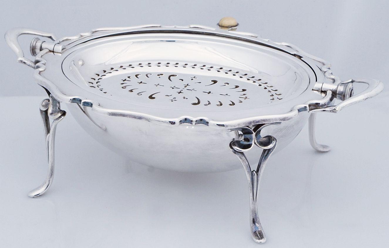 English Roll-Over Dome Top Silver Tureen or Footed Serving Dish For Sale 2