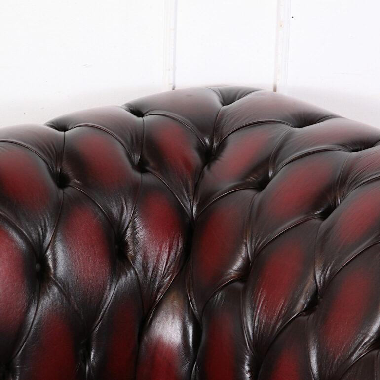 20th Century English Rolled Arm Button Tufted Leather Love Seat Sofa
