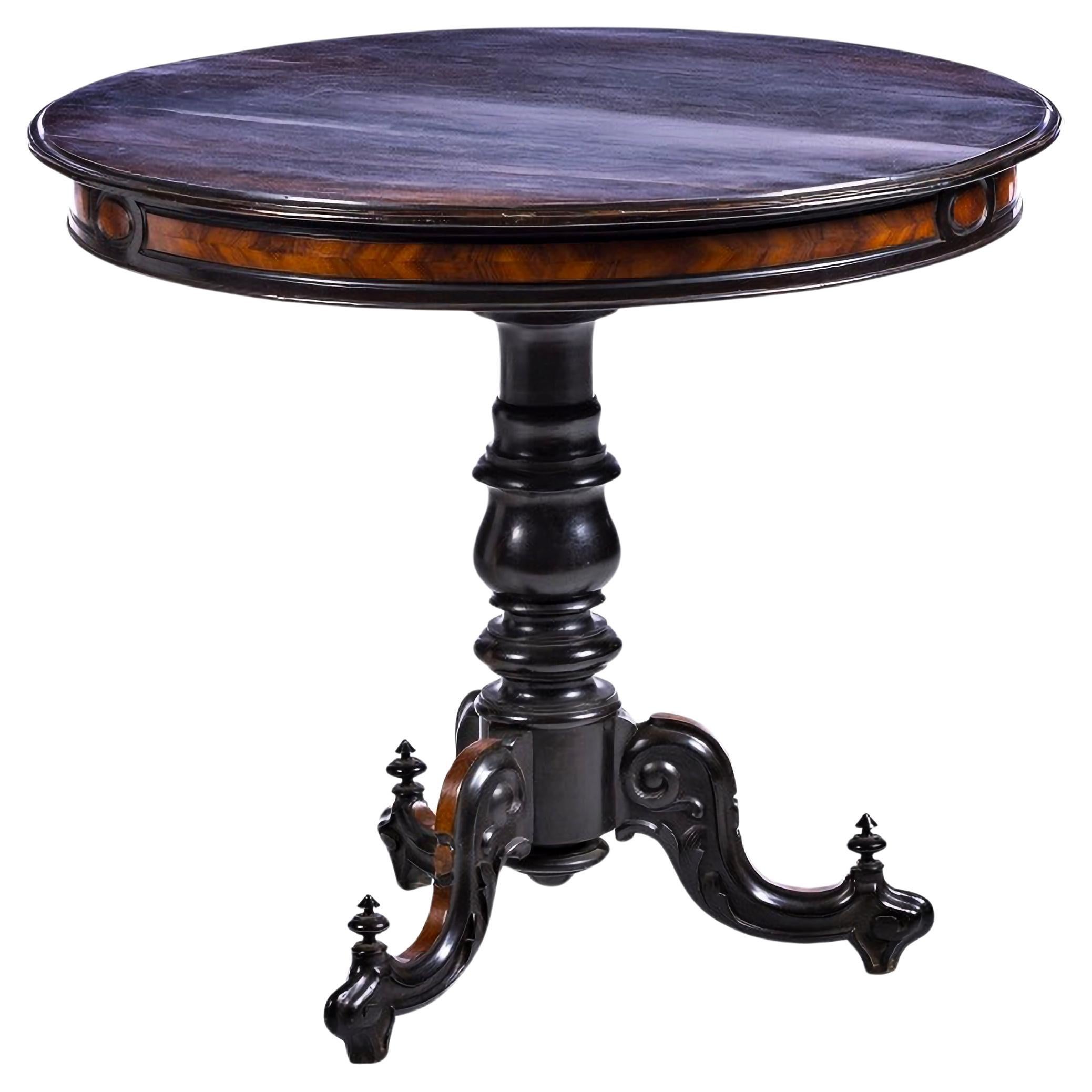 ENGLISH ROMANTIC CENTER TABLE 19th Century  For Sale