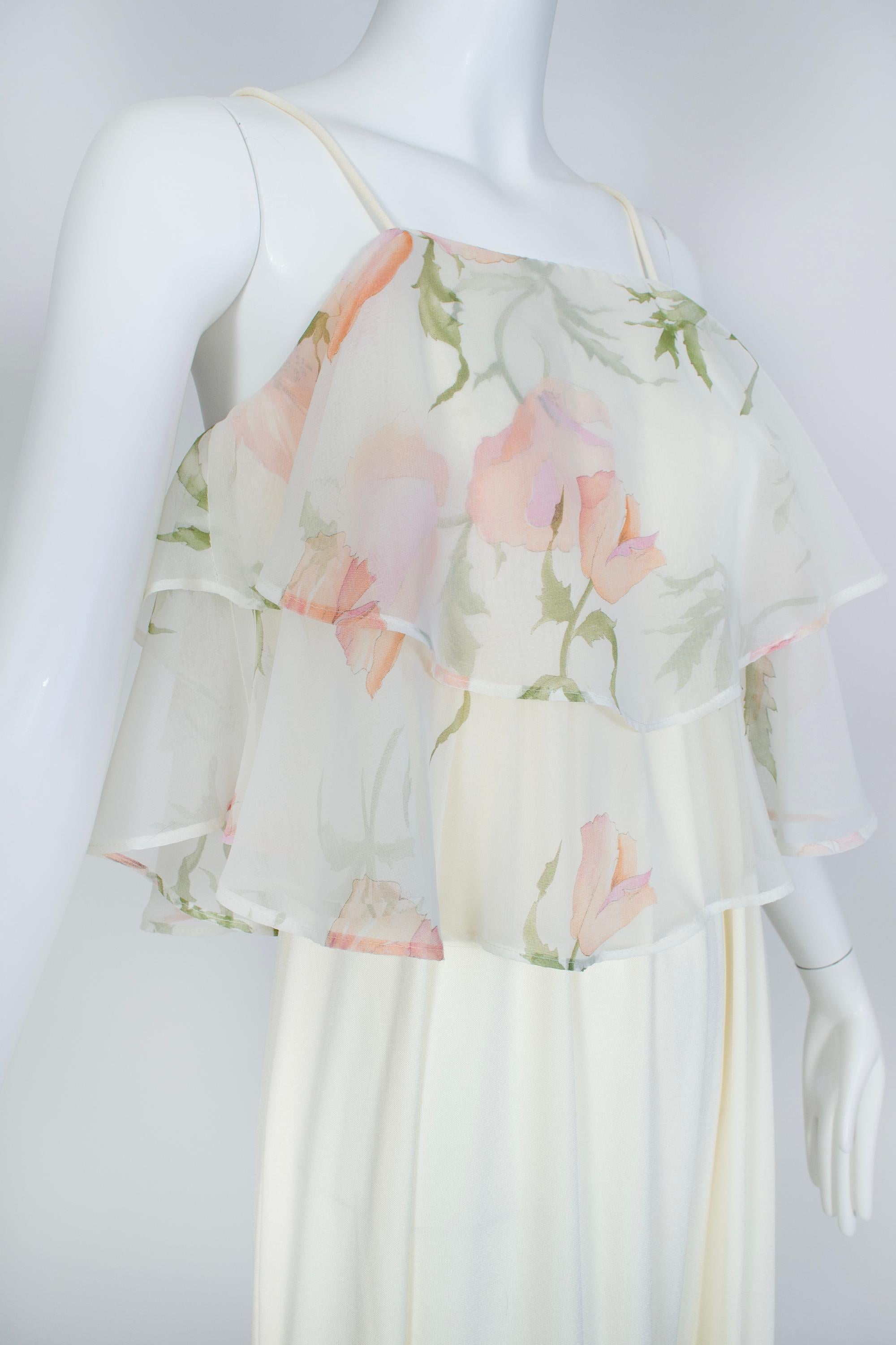 Rosa Inglesa Floral Gasa Flutter Capelet Disco Maxi Vestido de Novia - S, 1971 en venta 2