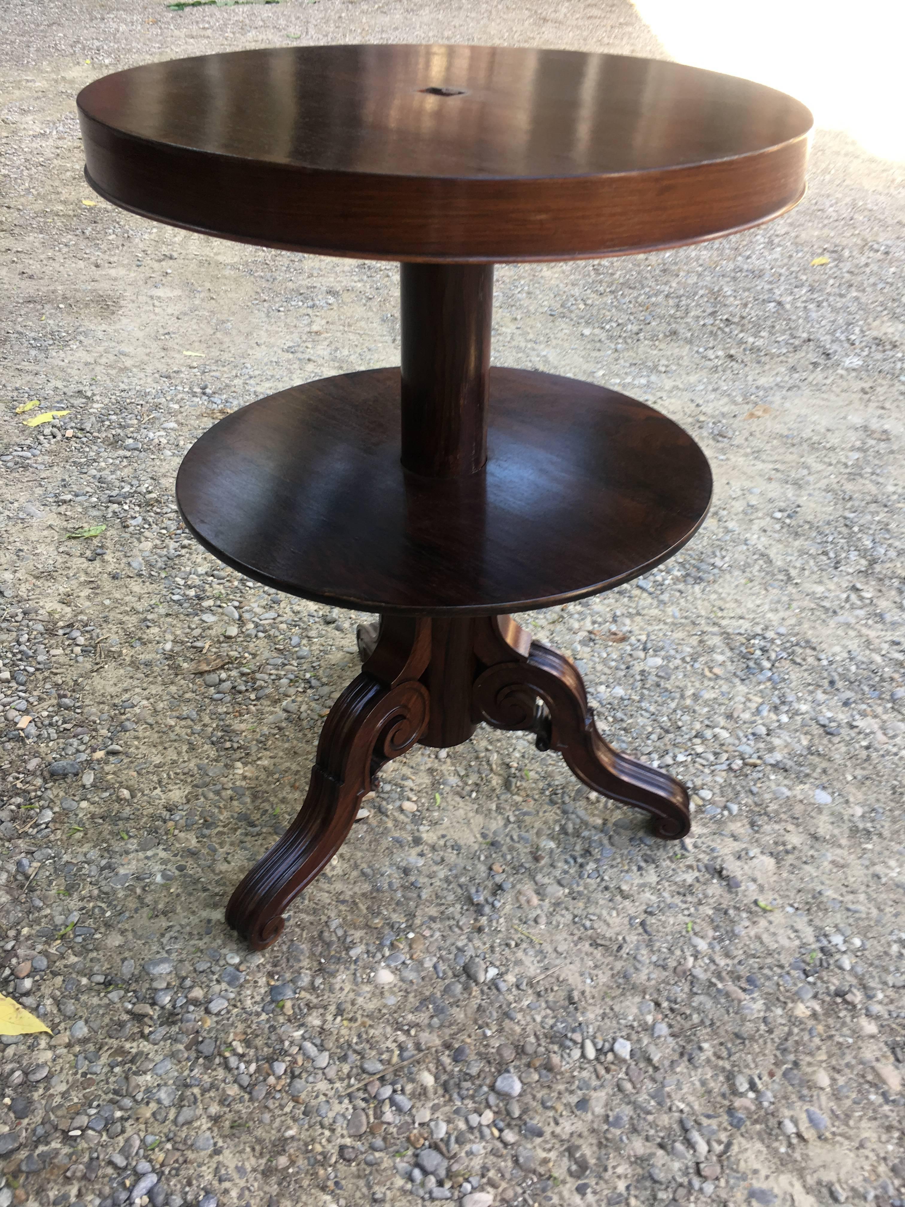 High Victorian English Rosewood Adjustable Round Etagere or Shelves from 1850s For Sale