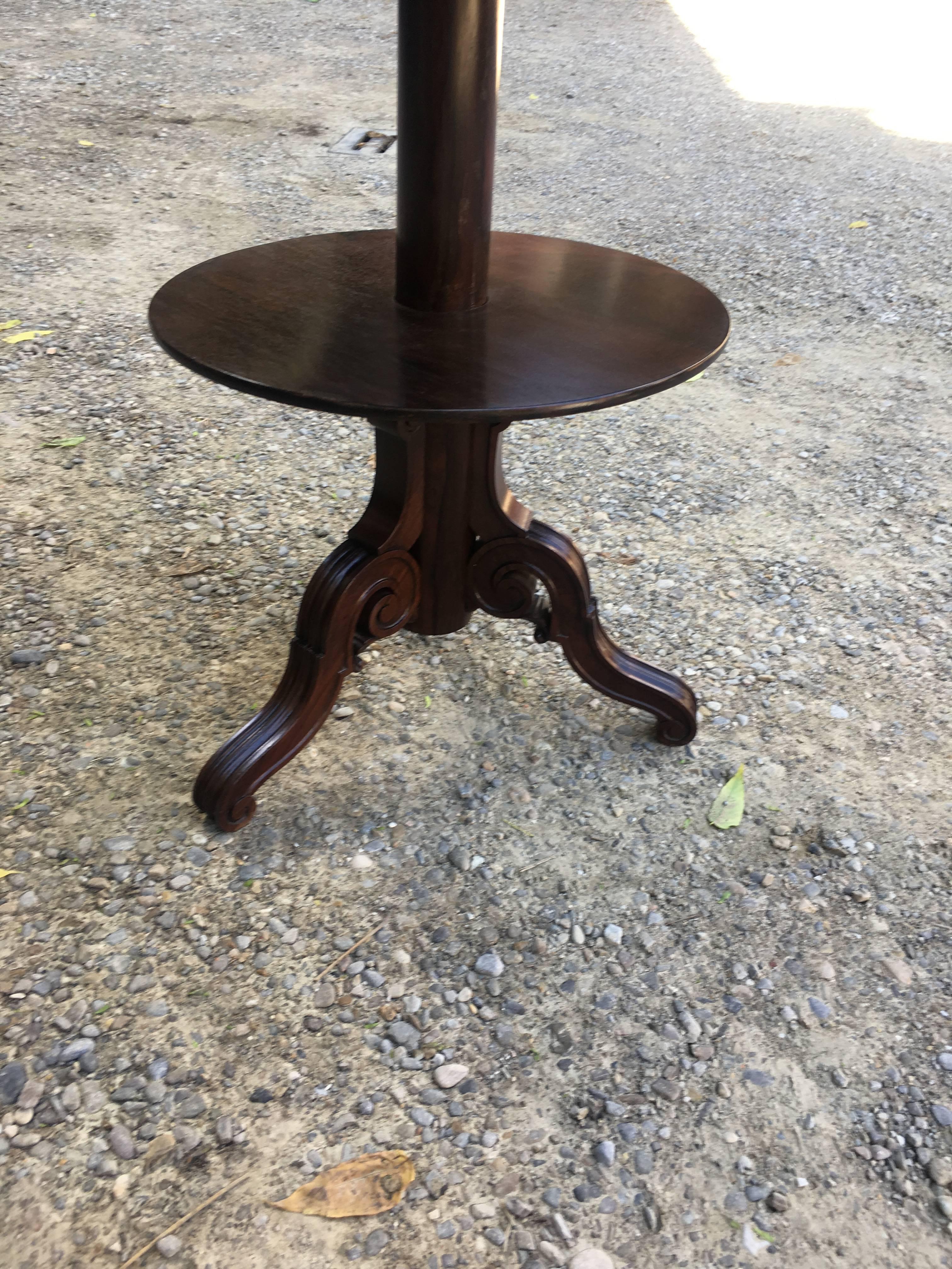 English Rosewood Adjustable Round Etagere or Shelves from 1850s For Sale 1