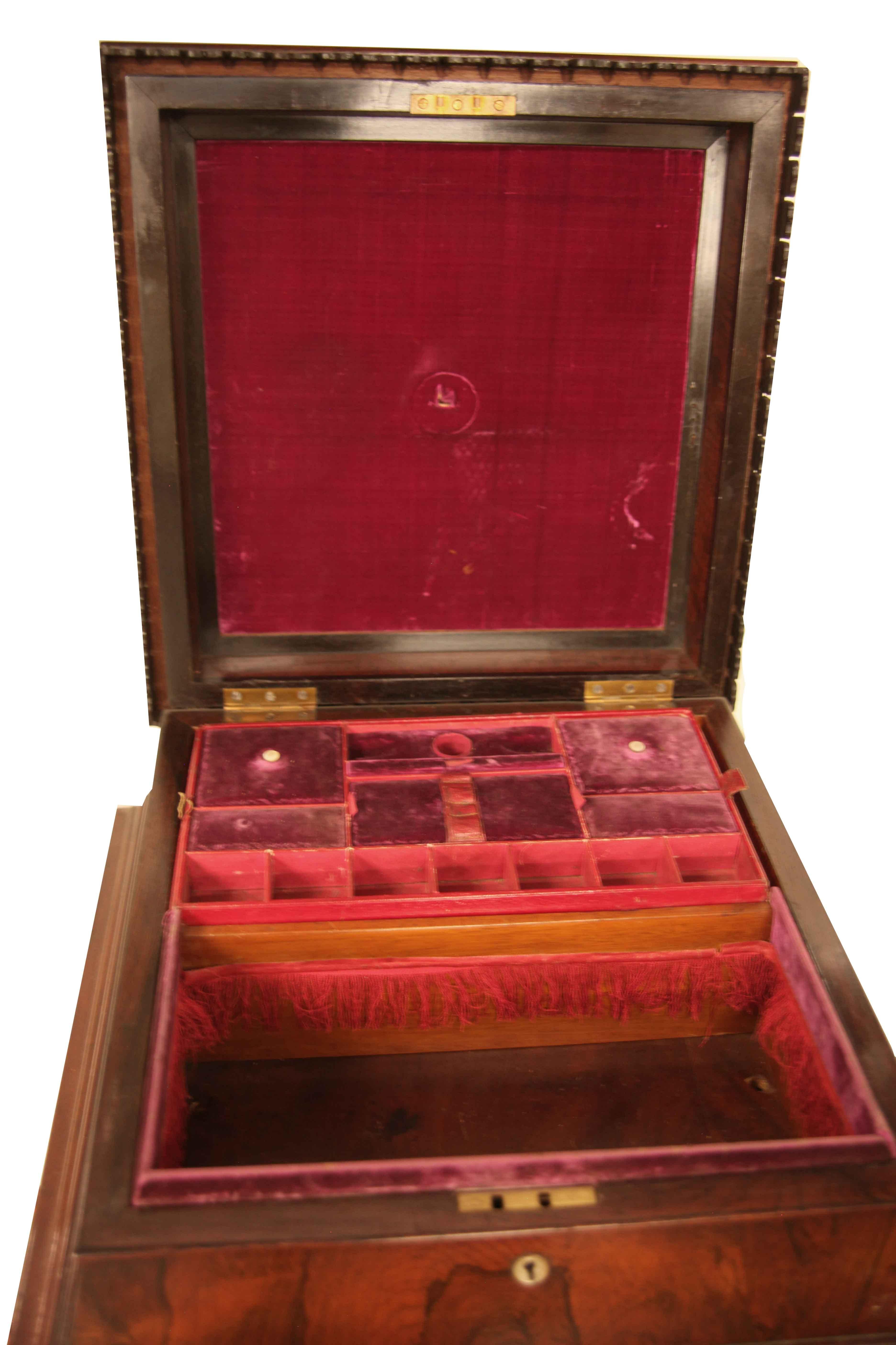Mid-19th Century English Rosewood Fitted Dressing Box For Sale