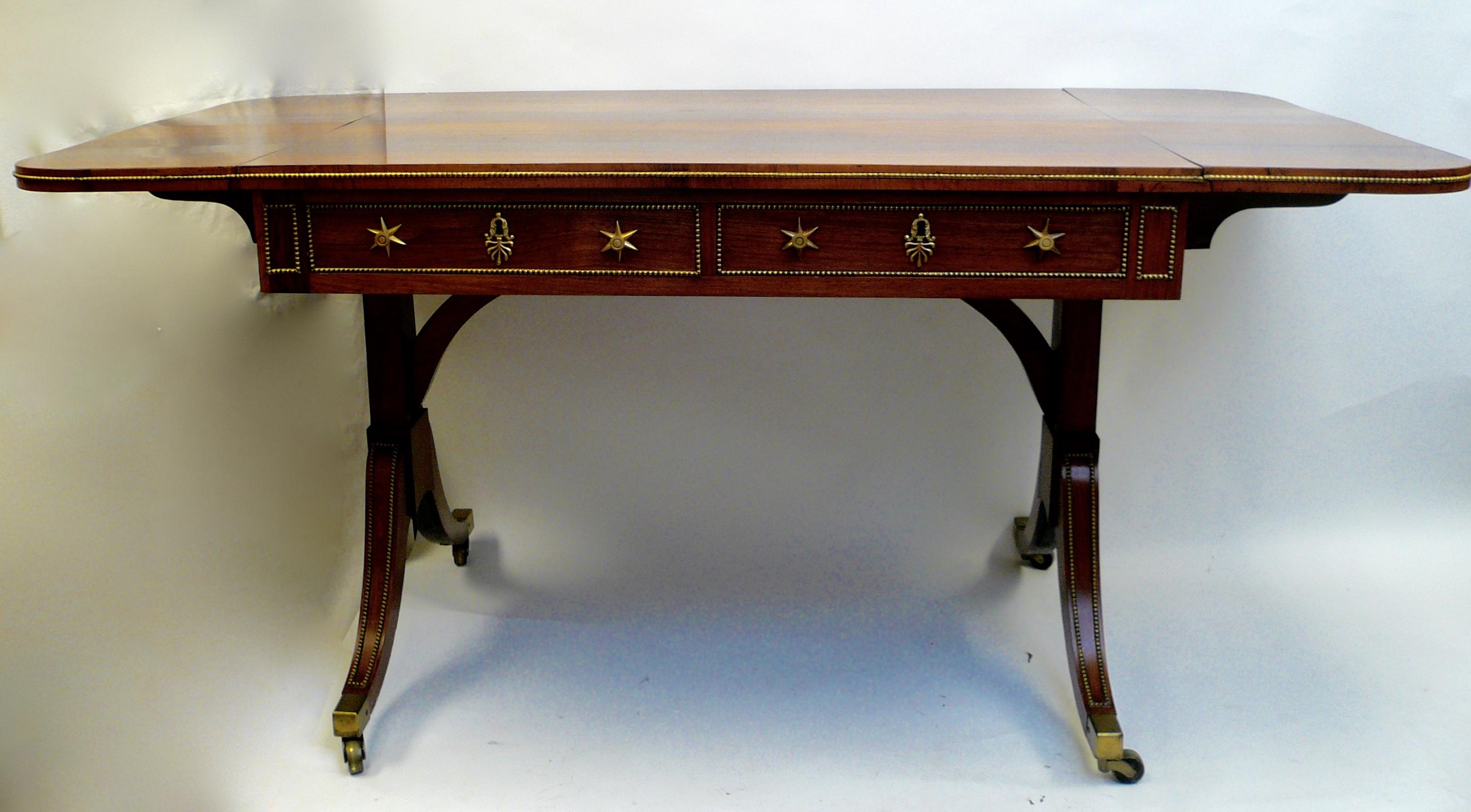 English Rosewood Sofa Table, Attributed to Gillows of Lancaster, circa 1800 In Excellent Condition In Pittsburgh, PA