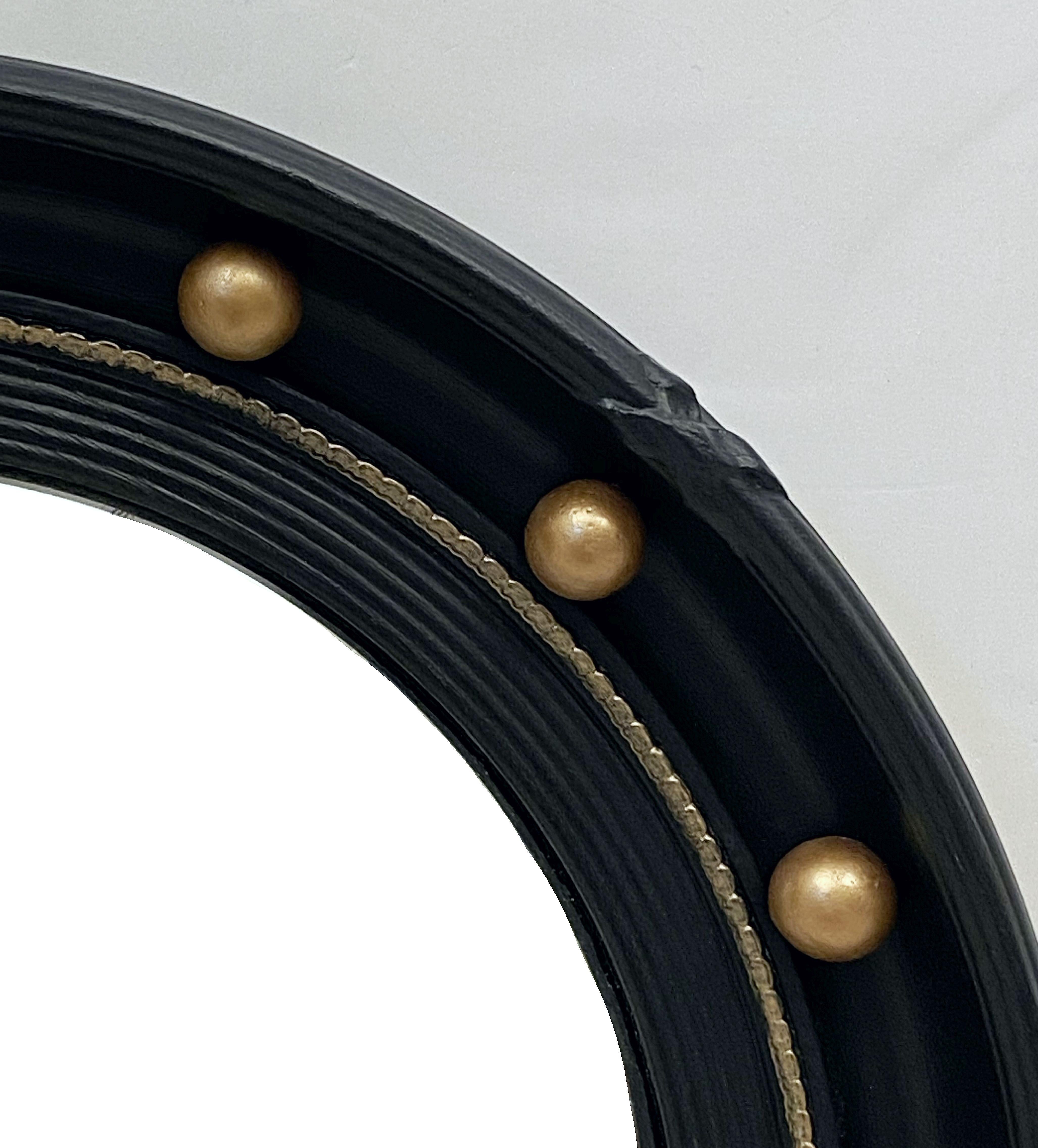 20th Century English Round Ebony Black and Gold Framed Convex Mirror (Diameter 16 1/4)