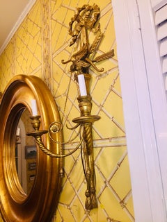 English Round Gilded Wooden Mirror