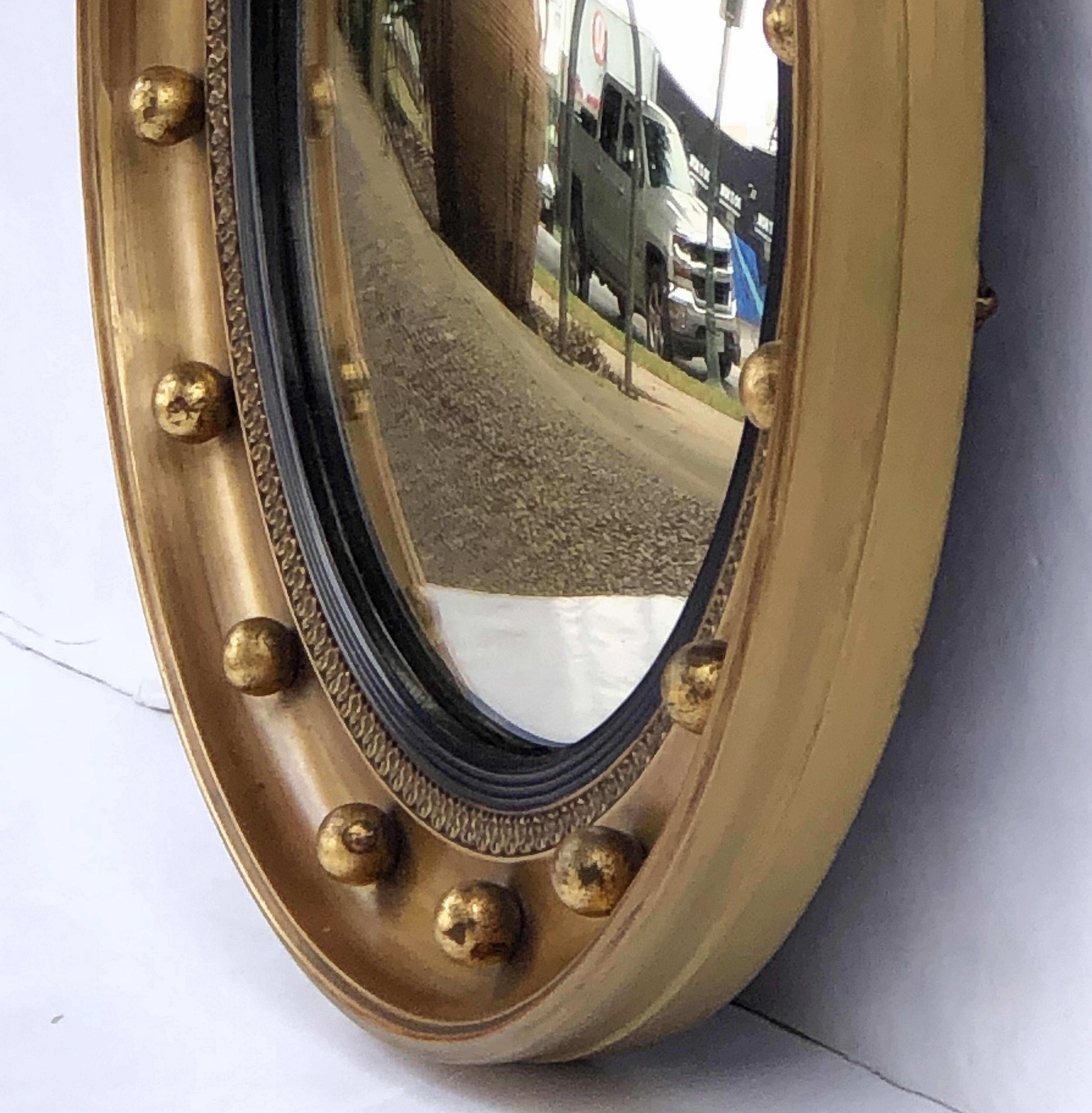 Englischer runder vergoldeter Spiegel mit konvexem Rahmen (Durchmesser 19 3/8) (Regency)