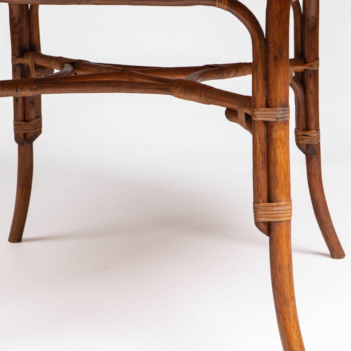 Englischer runder Mahagoni-Esstisch mit Bambusfuß im Angebot 3