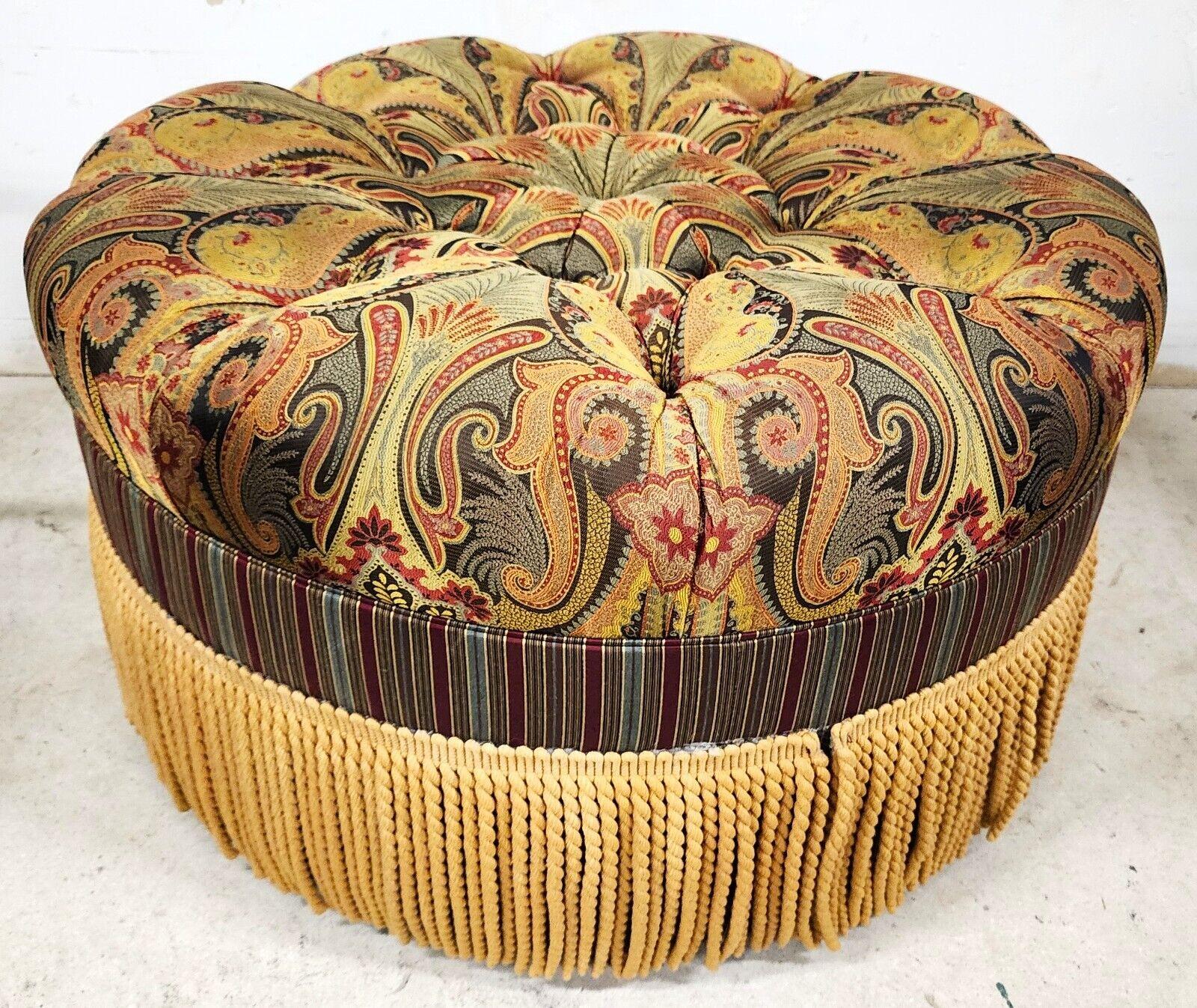 Pouf rond anglais touffeté 2
