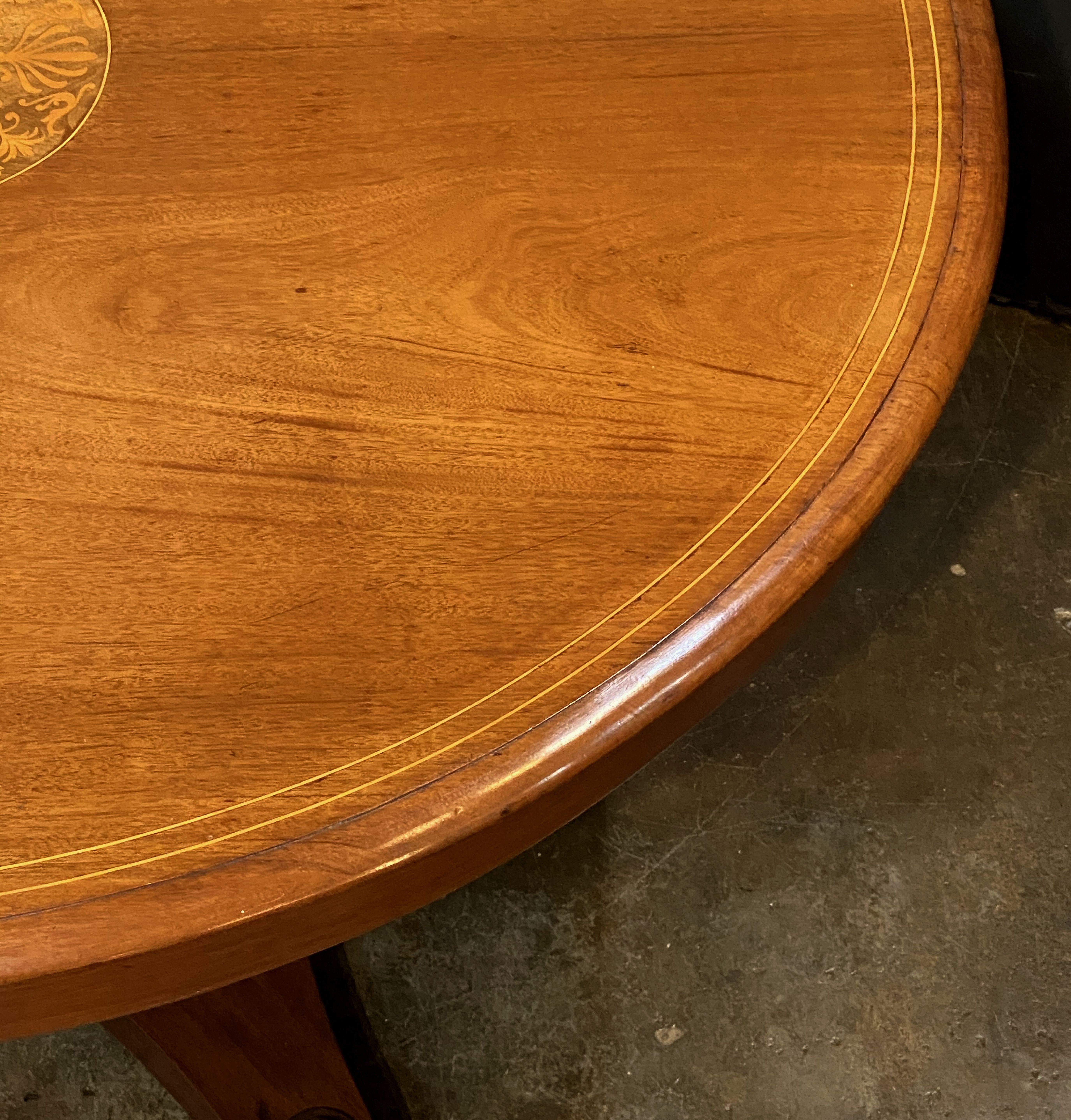 English Round Tilt-Top Center or Breakfast Table of Mahogany 10