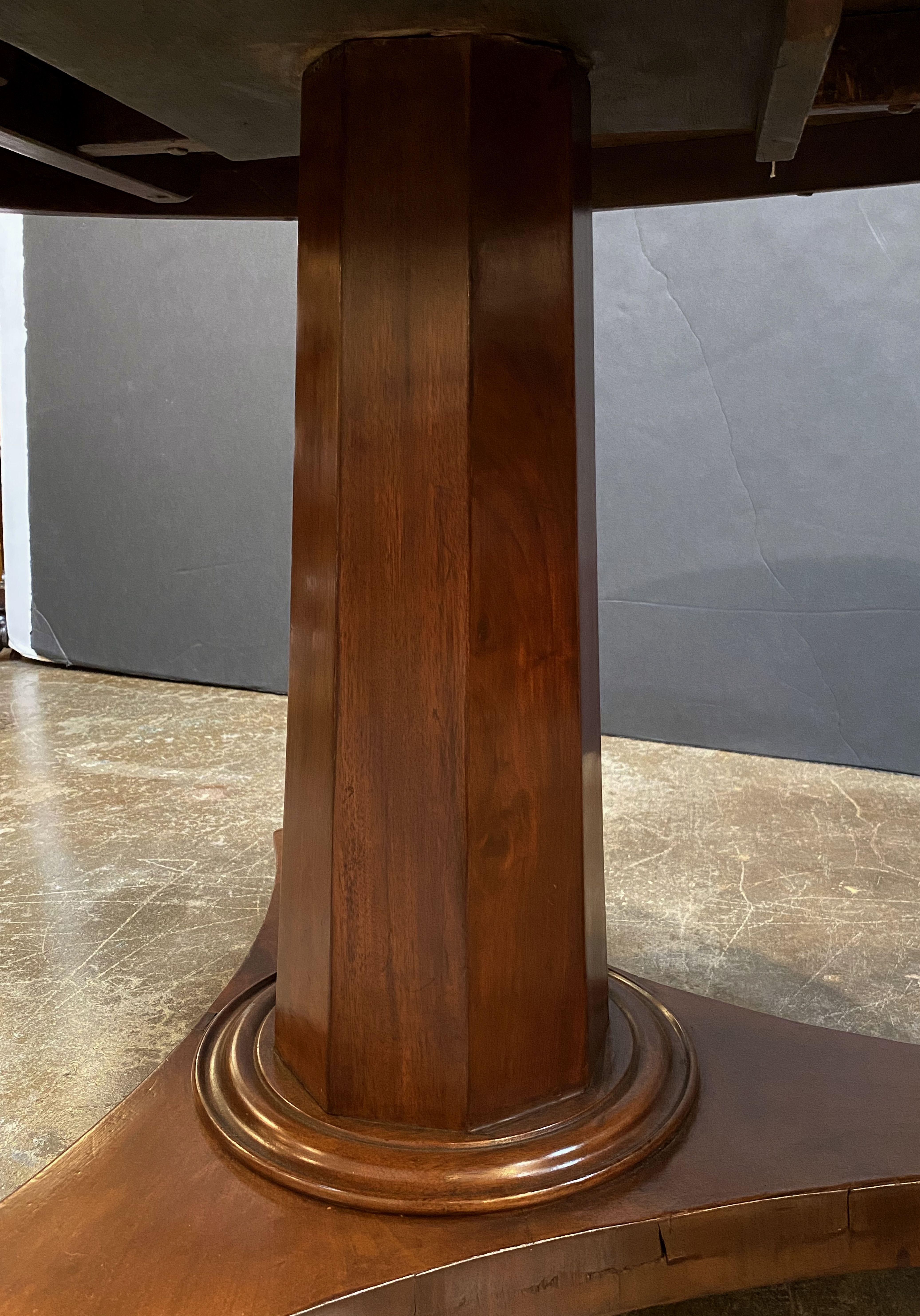 English Round Tilt-Top Center or Breakfast Table of Mahogany 11