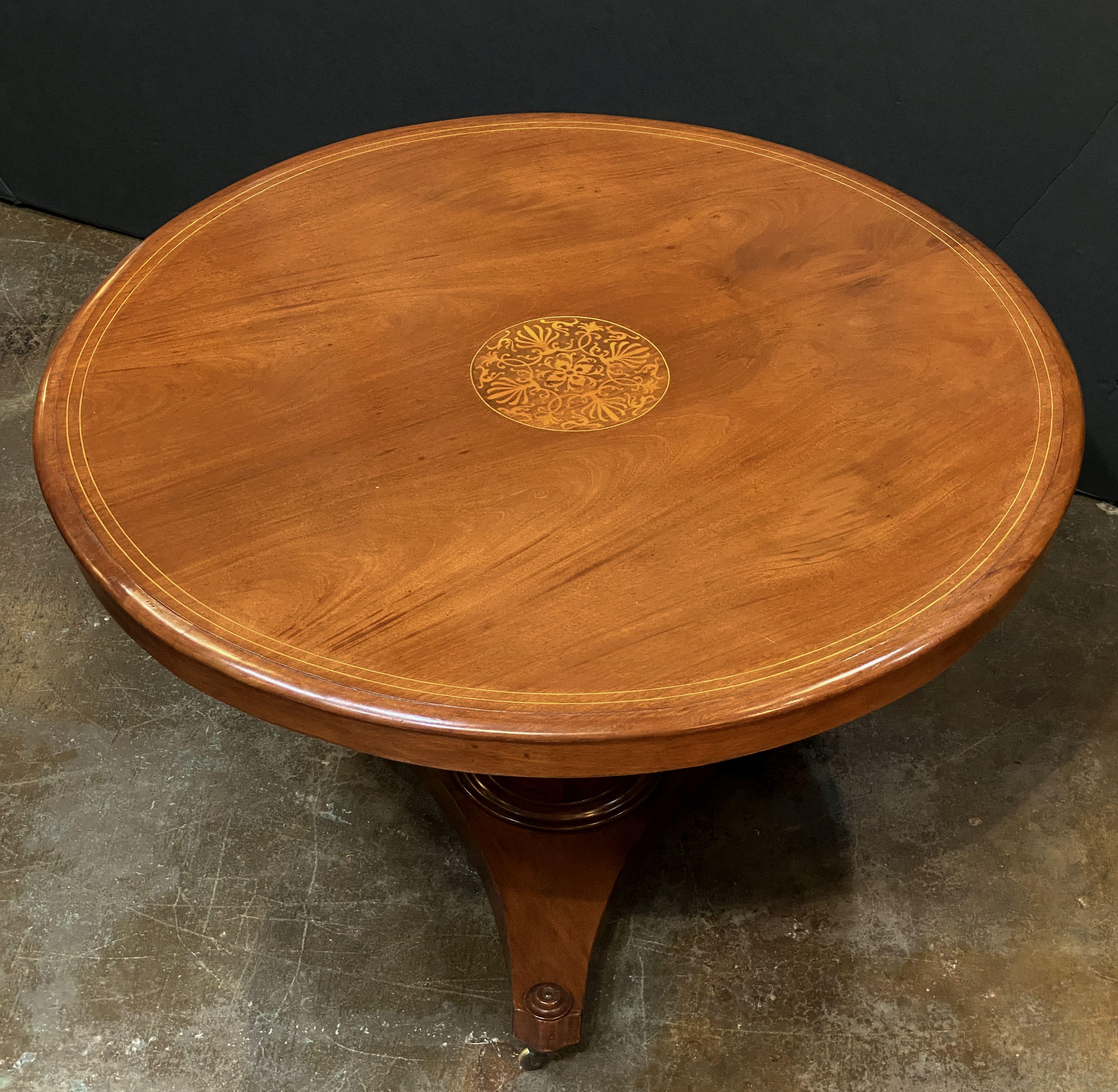English Round Tilt-Top Center or Breakfast Table of Mahogany 2