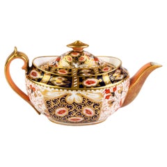 English Royal Crown Derby Imari Fine Gilt Porcelain Lidded Teapot