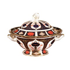 Vintage English Royal Crown Derby Porcelain Tureen with Old Imari 1128 Pattern