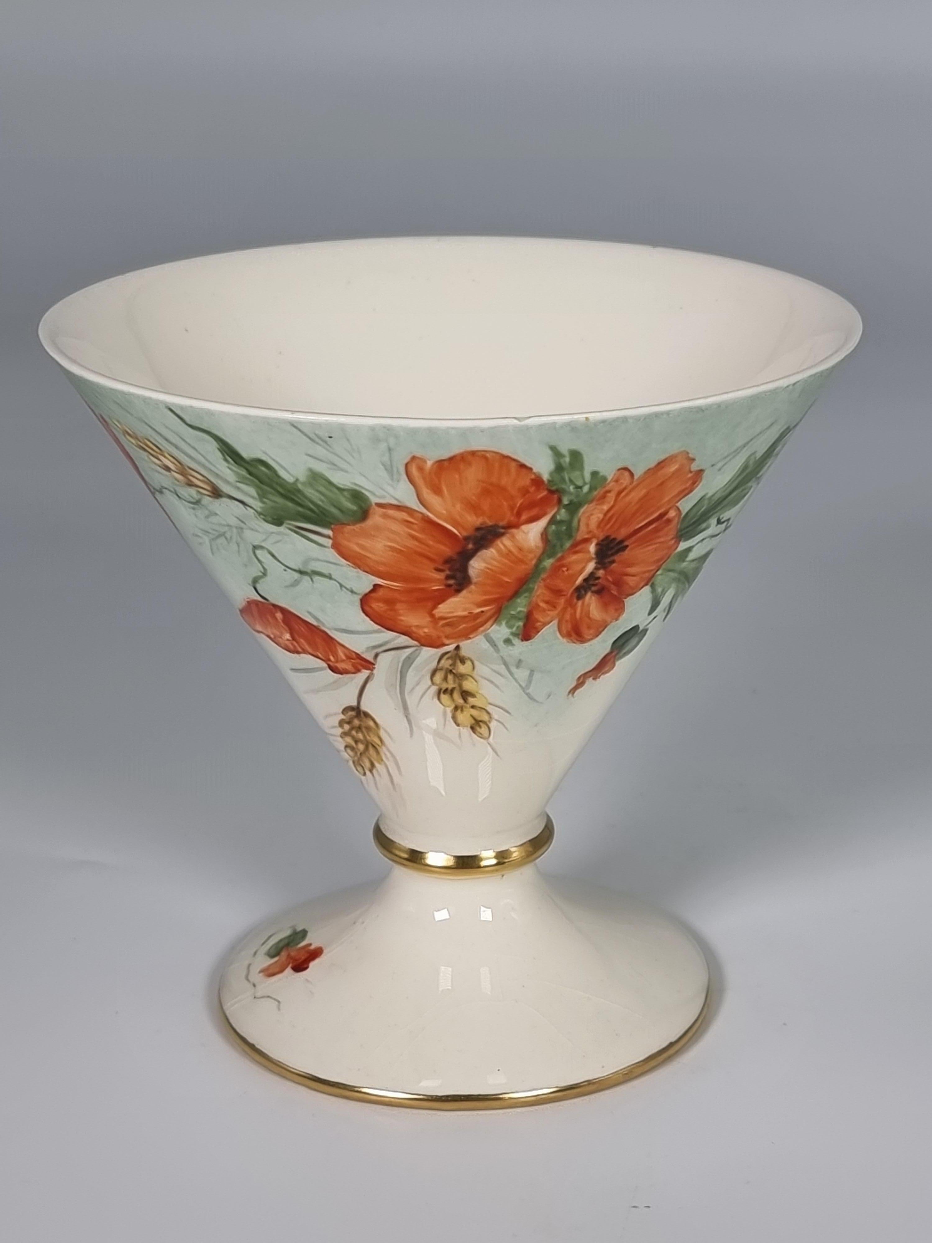 English Royal Winton hand painted vase and cover, Art Deco, circa 1930 For Sale 5