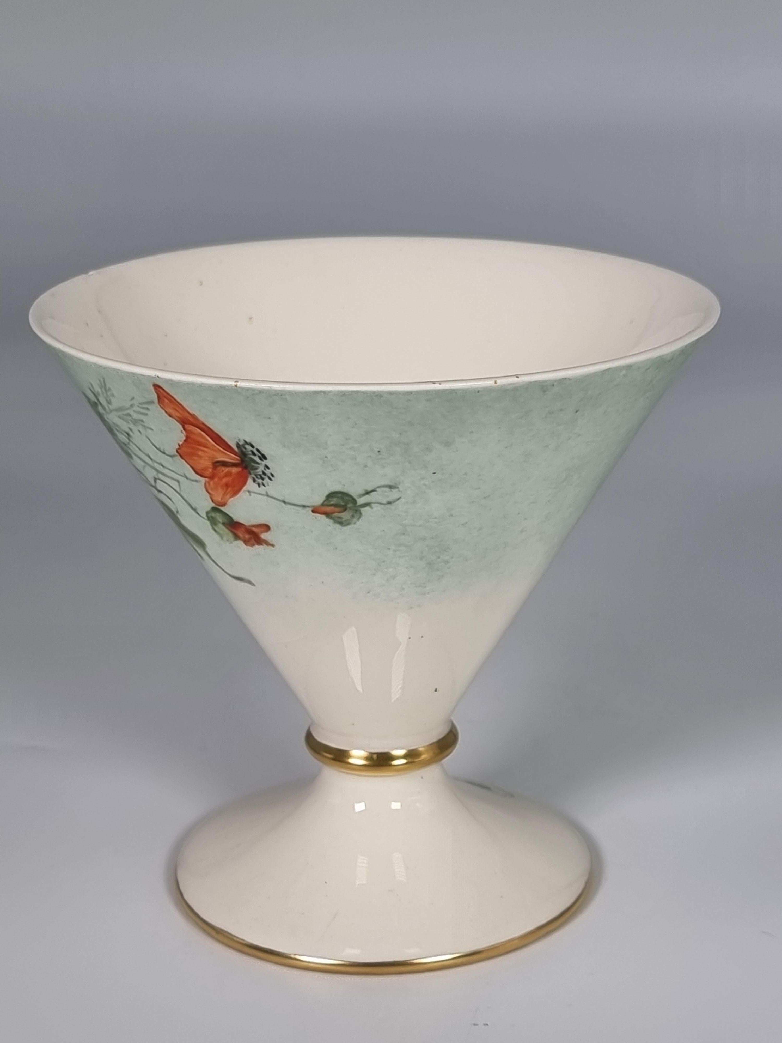 English Royal Winton hand painted vase and cover, Art Deco, circa 1930 For Sale 7