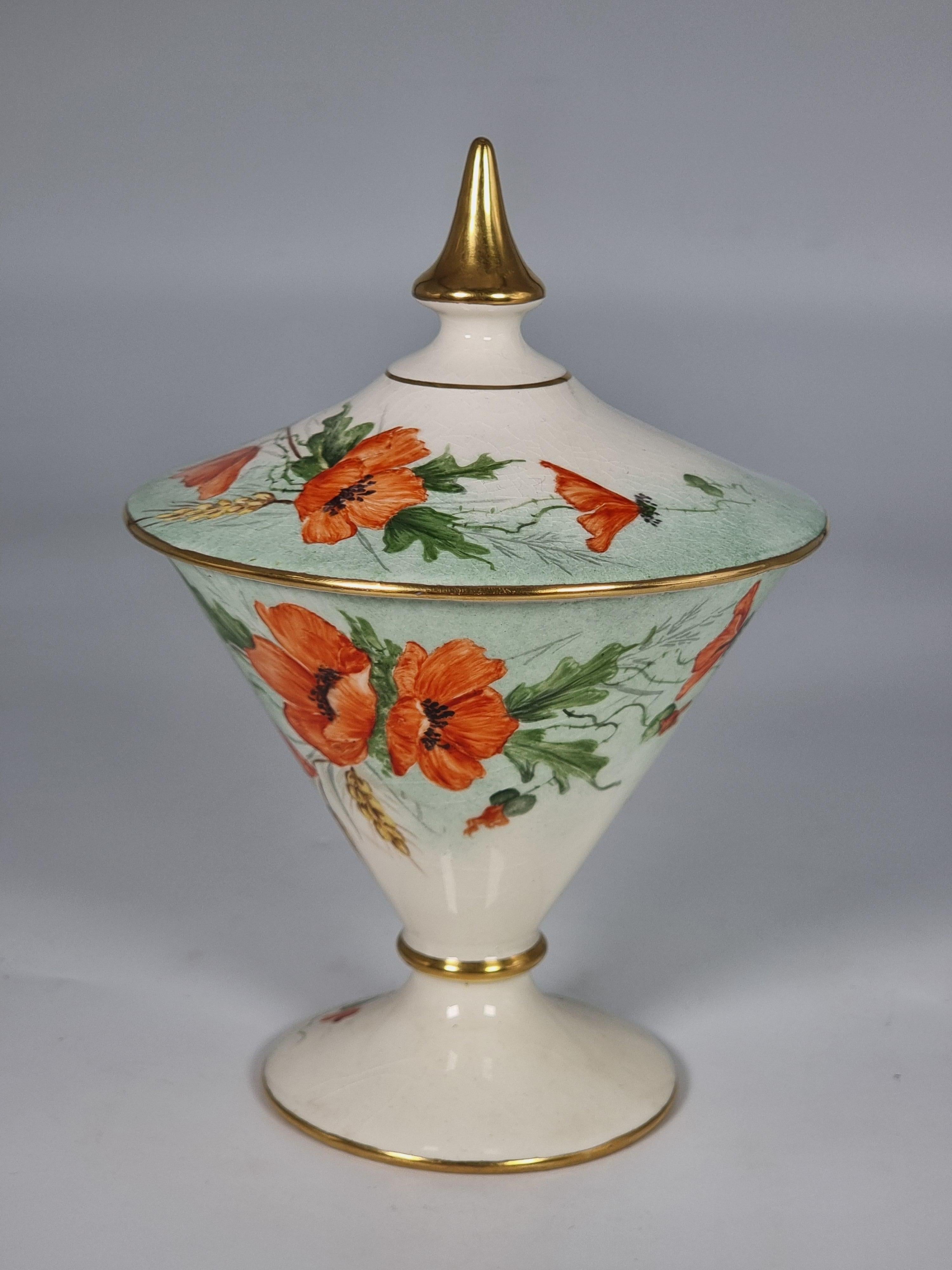 British English Royal Winton hand painted vase and cover, Art Deco, circa 1930 For Sale
