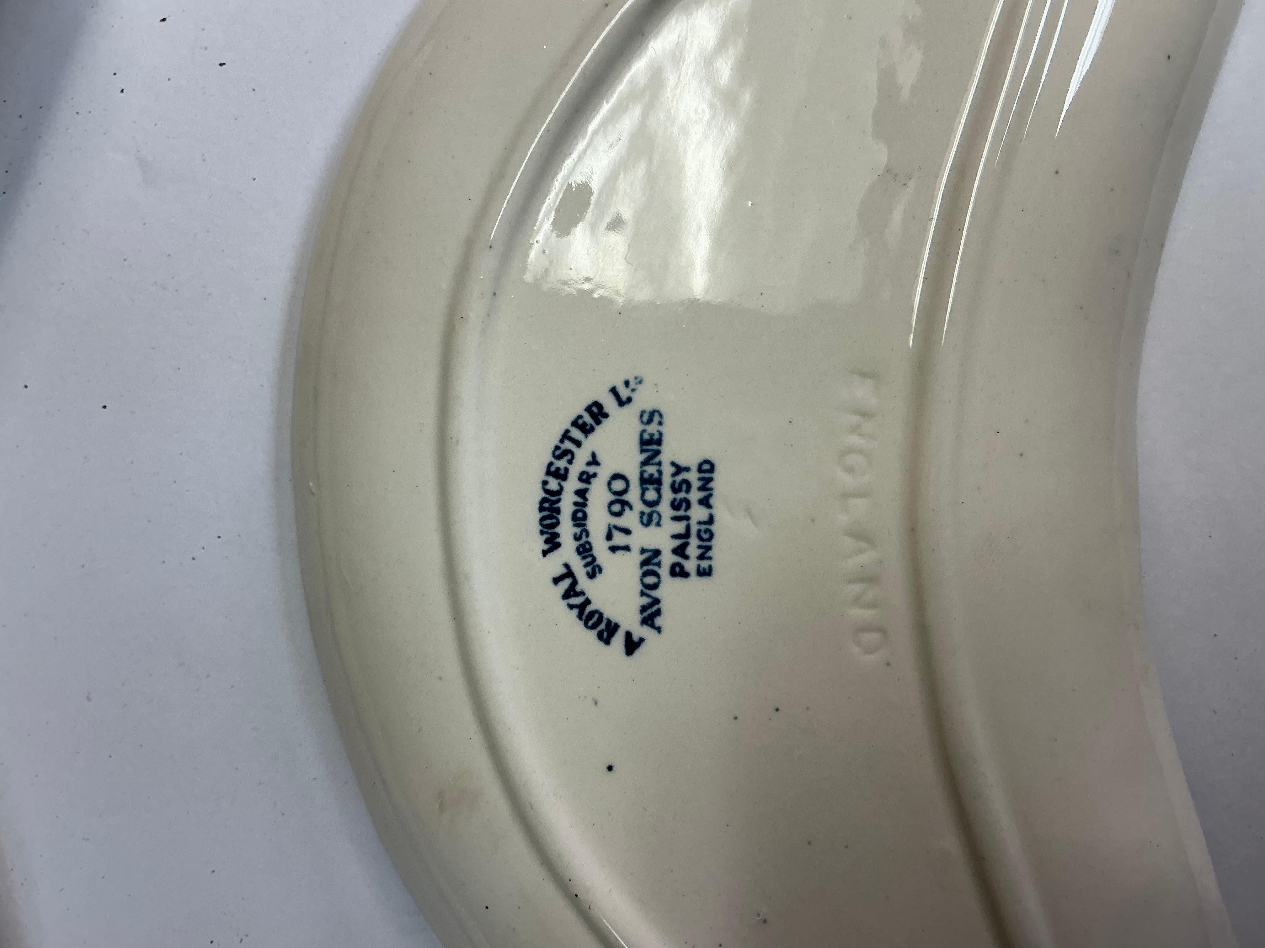 English Royal Worcester Blue & White Transferware Porcelain Bone Dishes - S/9 For Sale 4